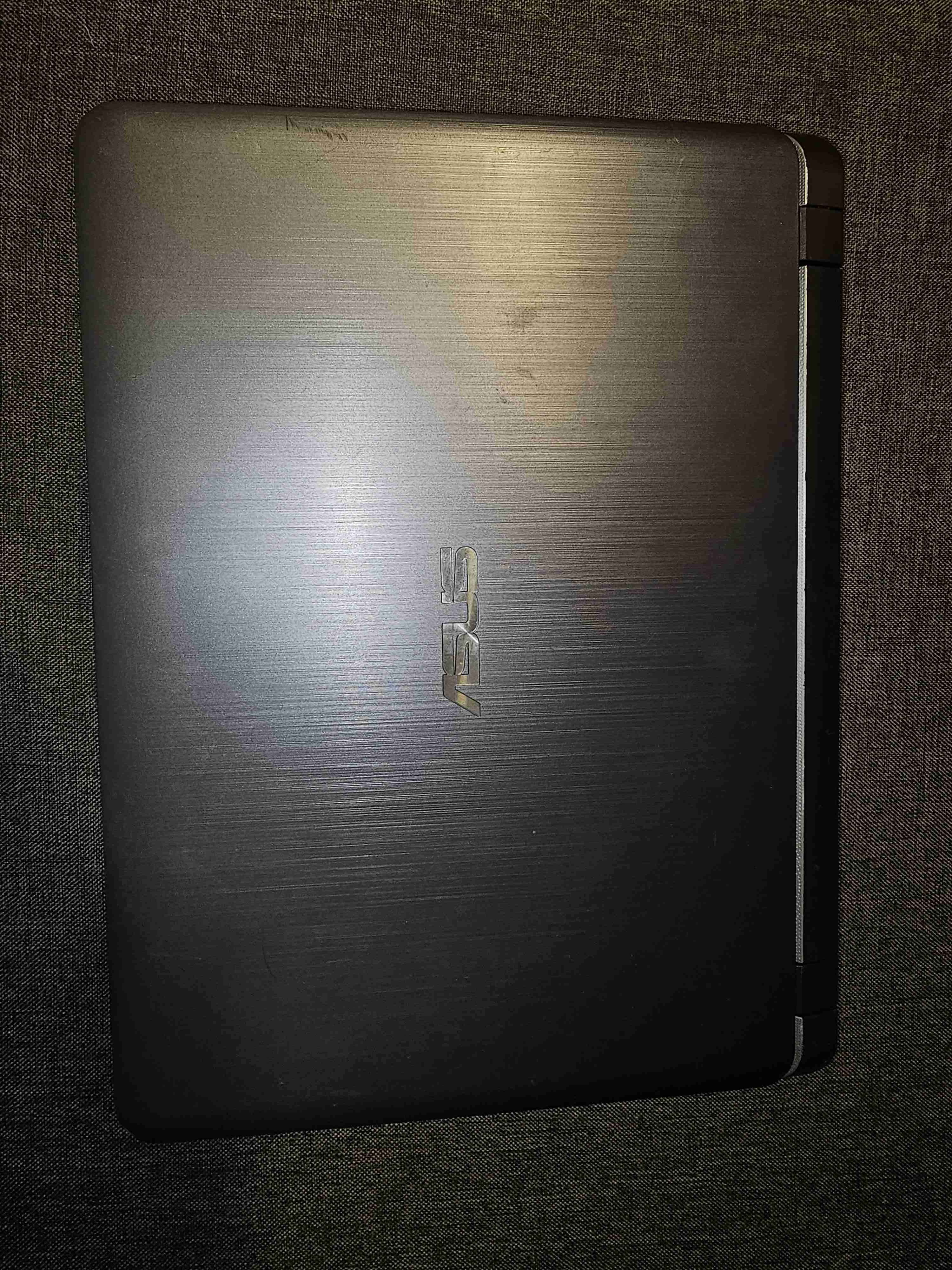 Laptop ASUS con Intel Core i3 - miniatura 3