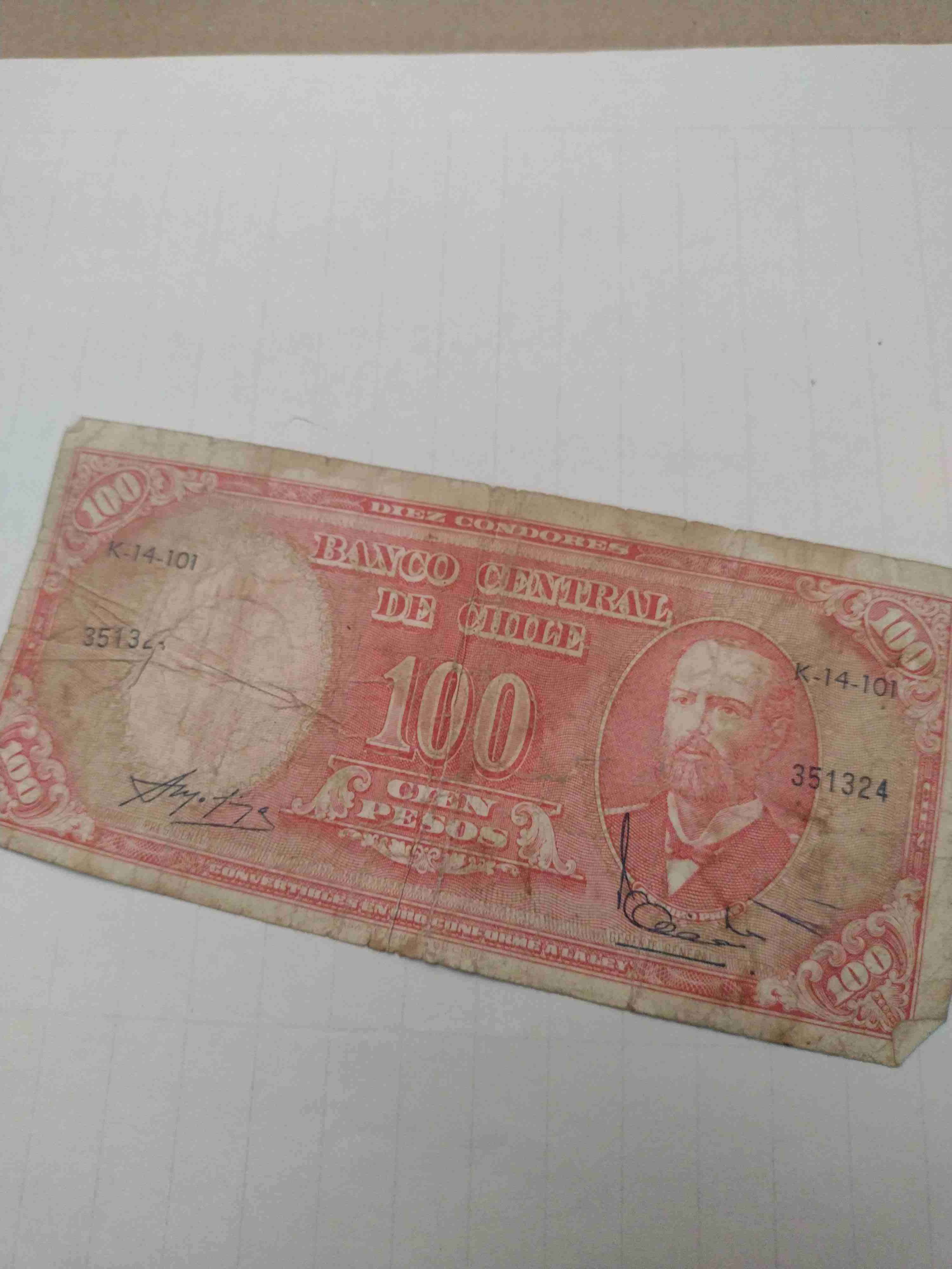Billete antiguo 100 pesos chilenos