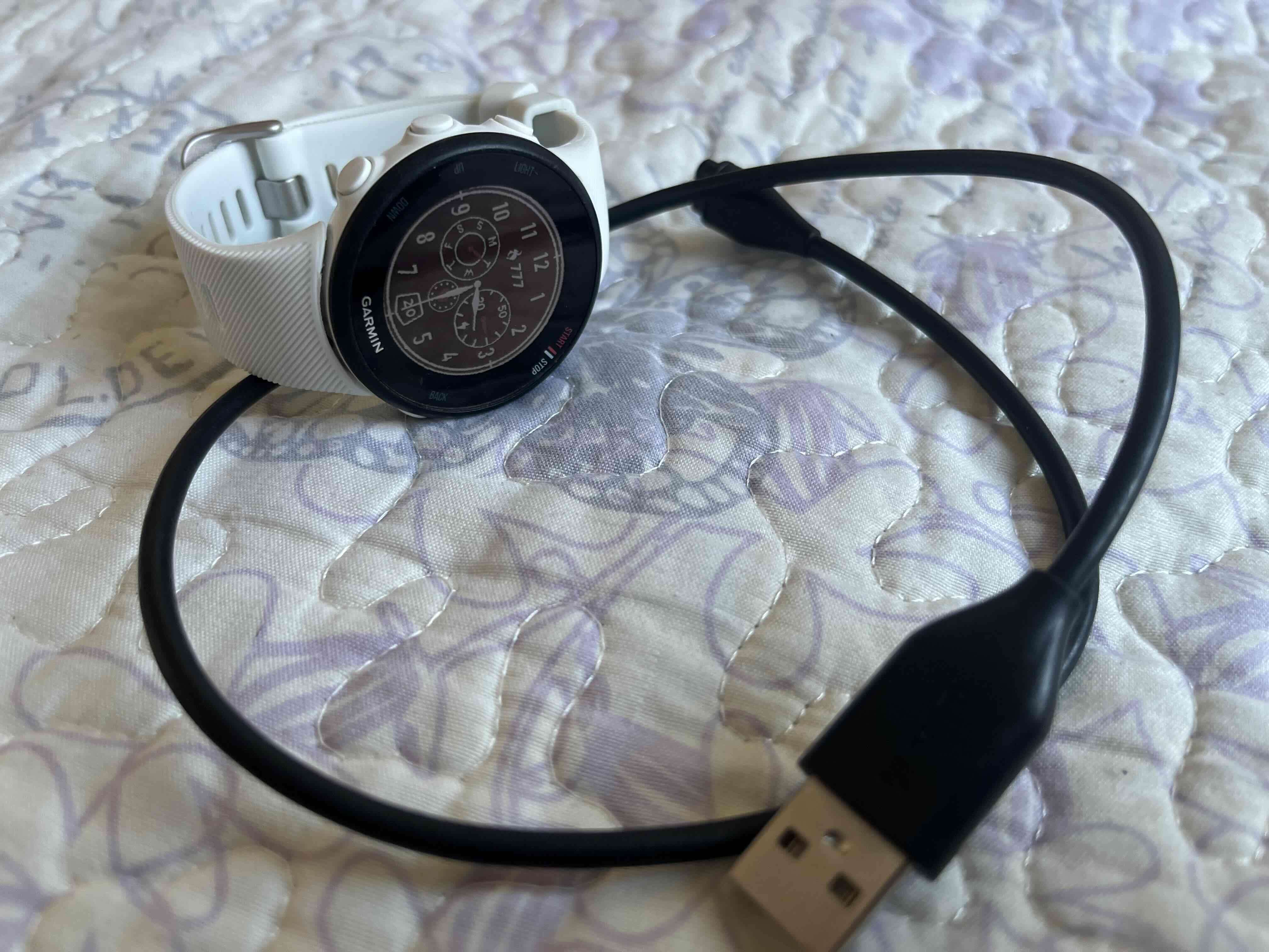 Reloj Garmin forerunner 45s blanco - miniatura 2