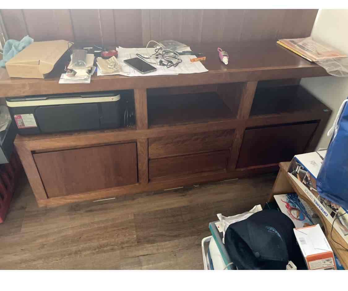 Escritorio de madera con compartimentos - miniatura 6