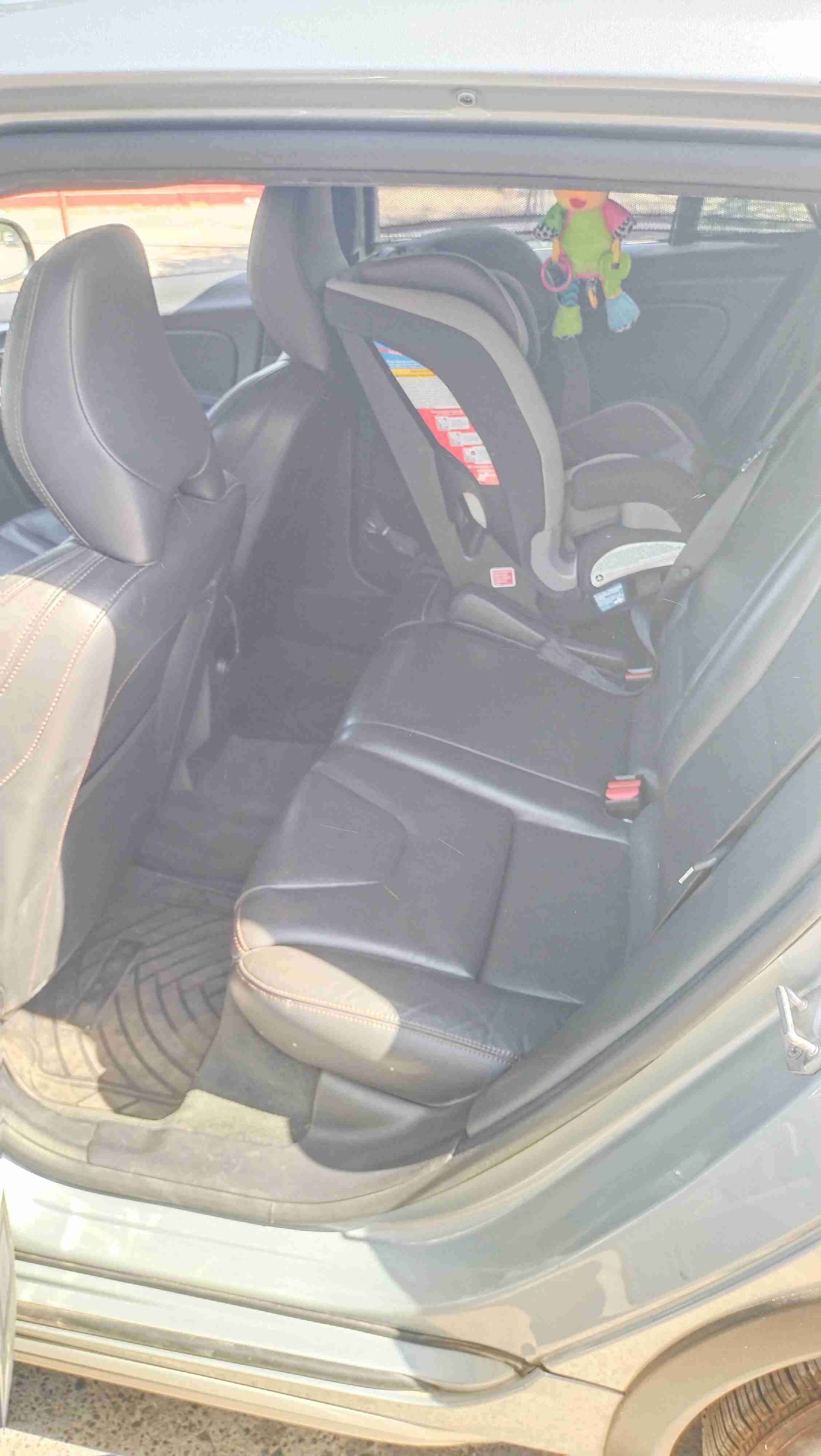 Volvo v60 tope de linea - miniatura 5