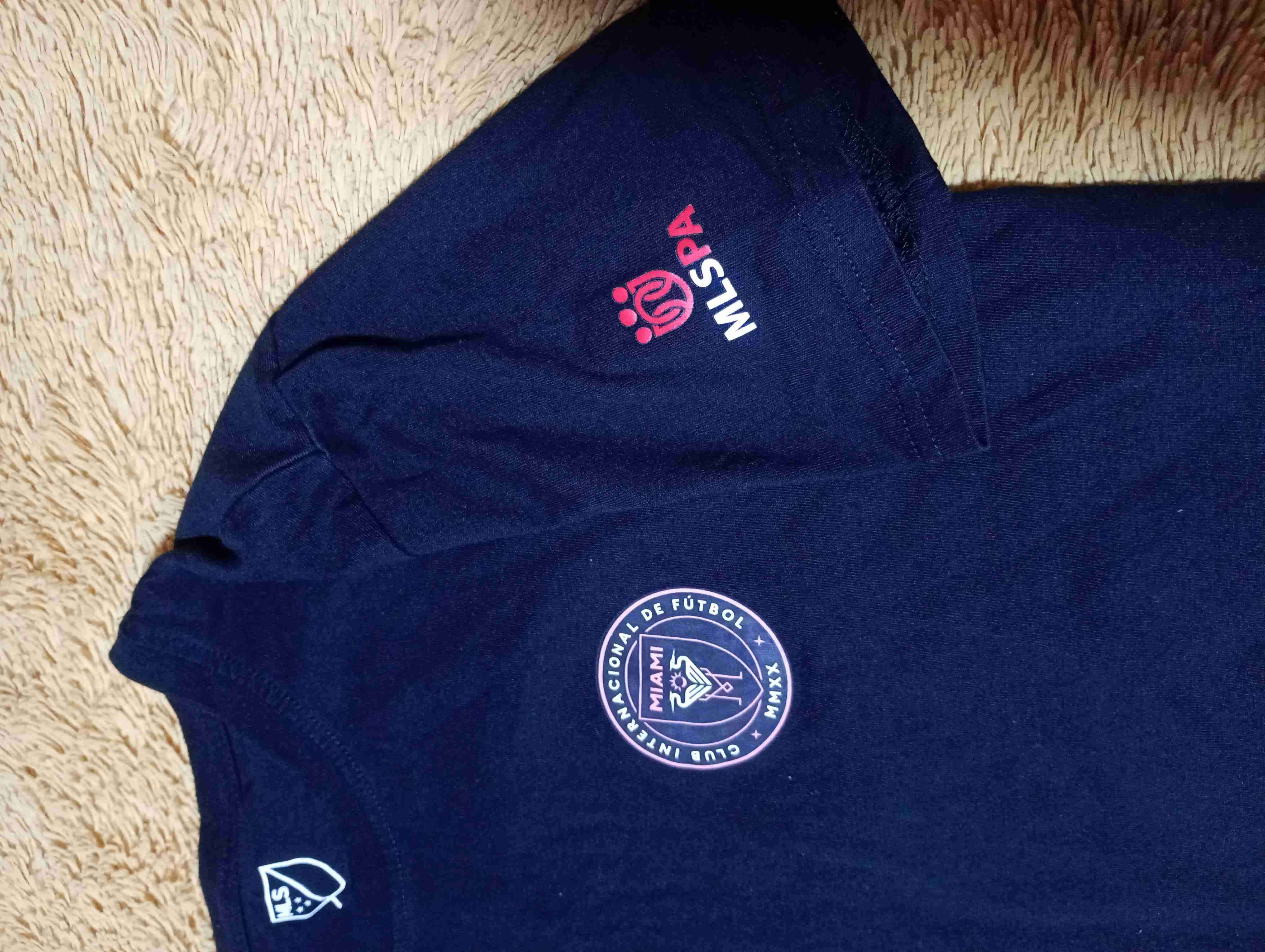 Polera de Messi talla 16 - miniatura 3