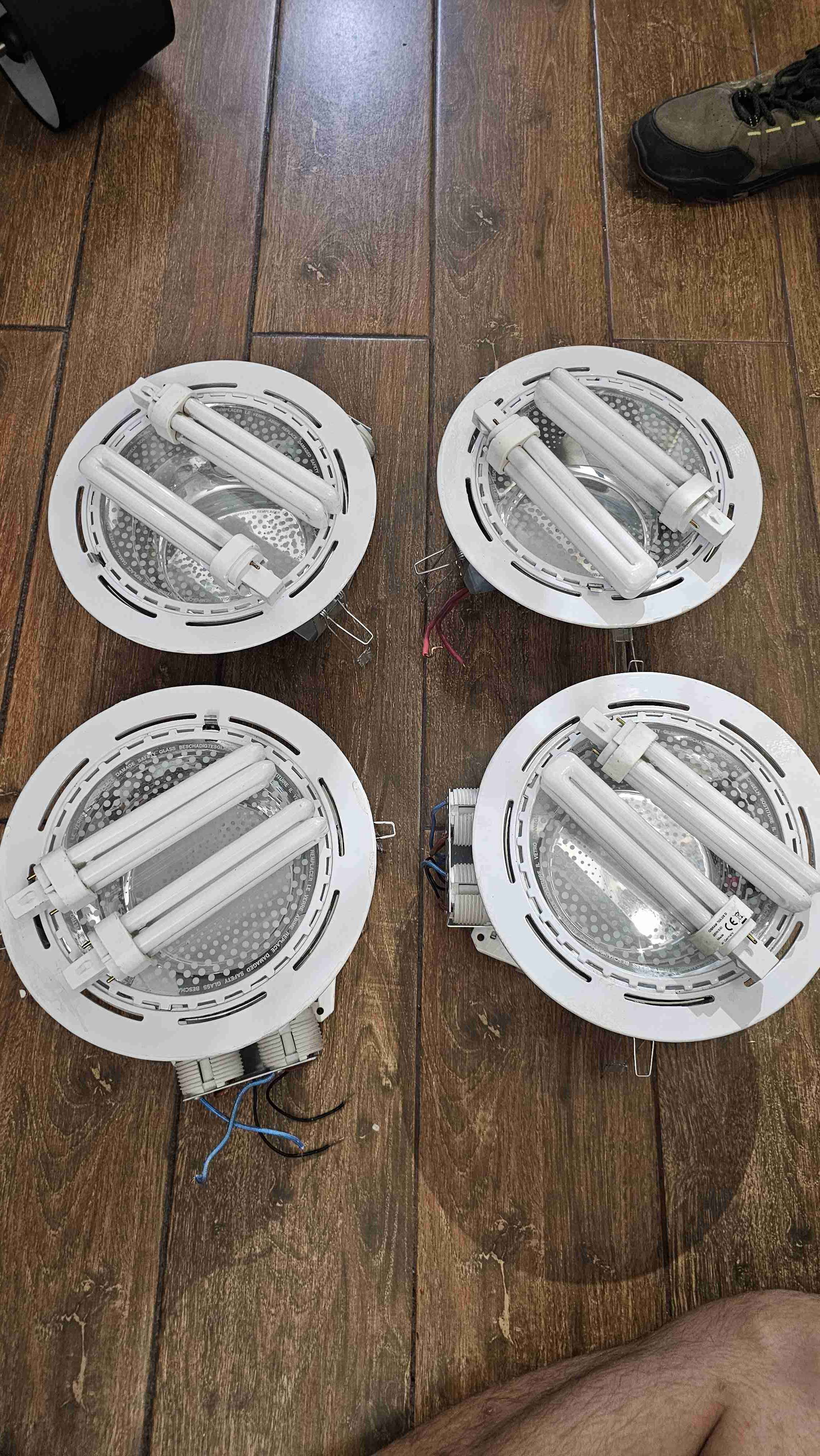 Focos empotrables de techo  x 4 - miniatura 2