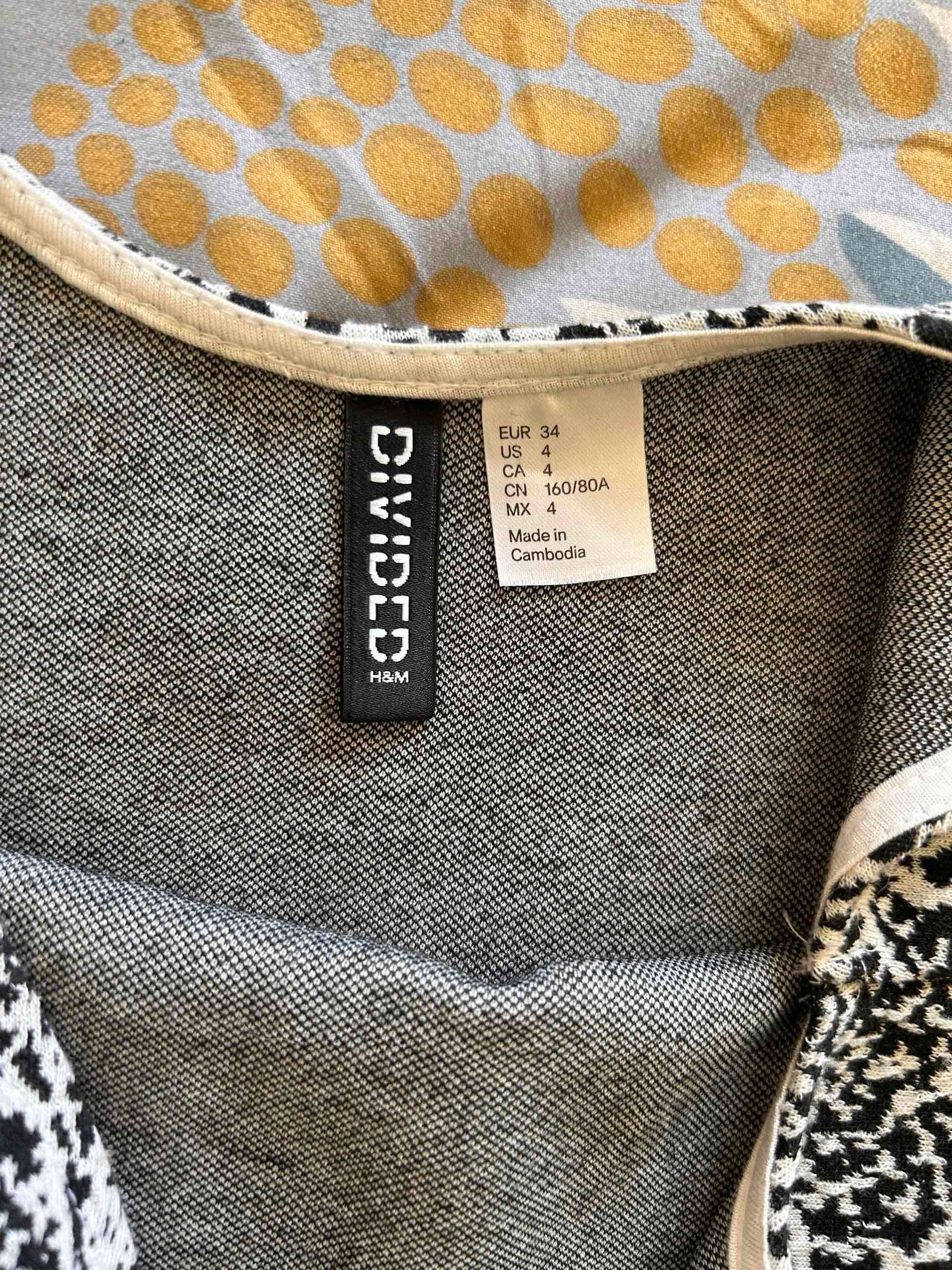 Vestido H&M Divided gris