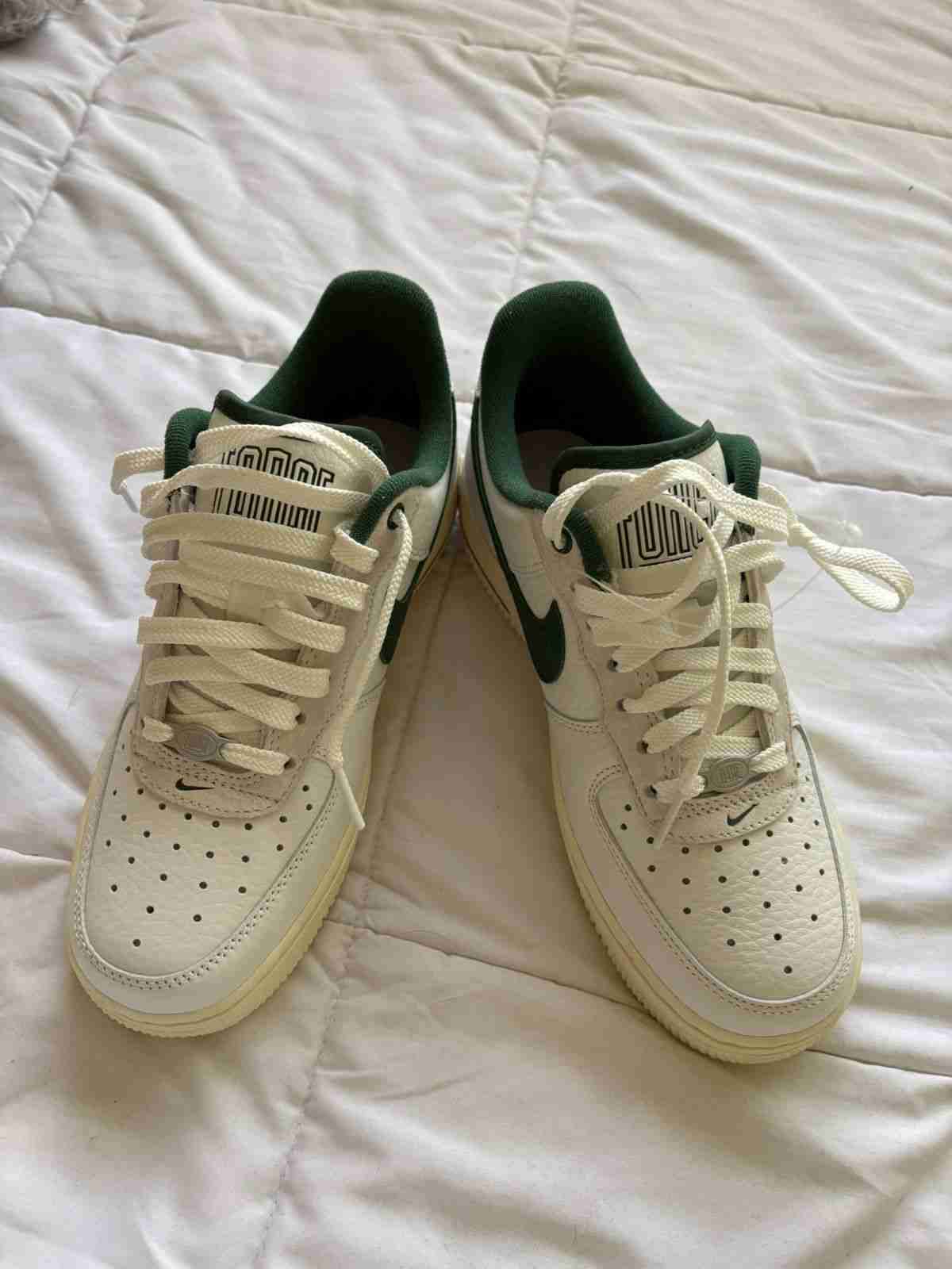 Zapatillas blancas con verde - miniatura 5