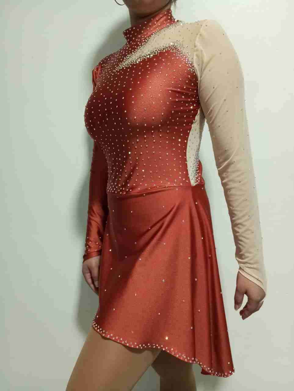 Vestido de patinaje artístico