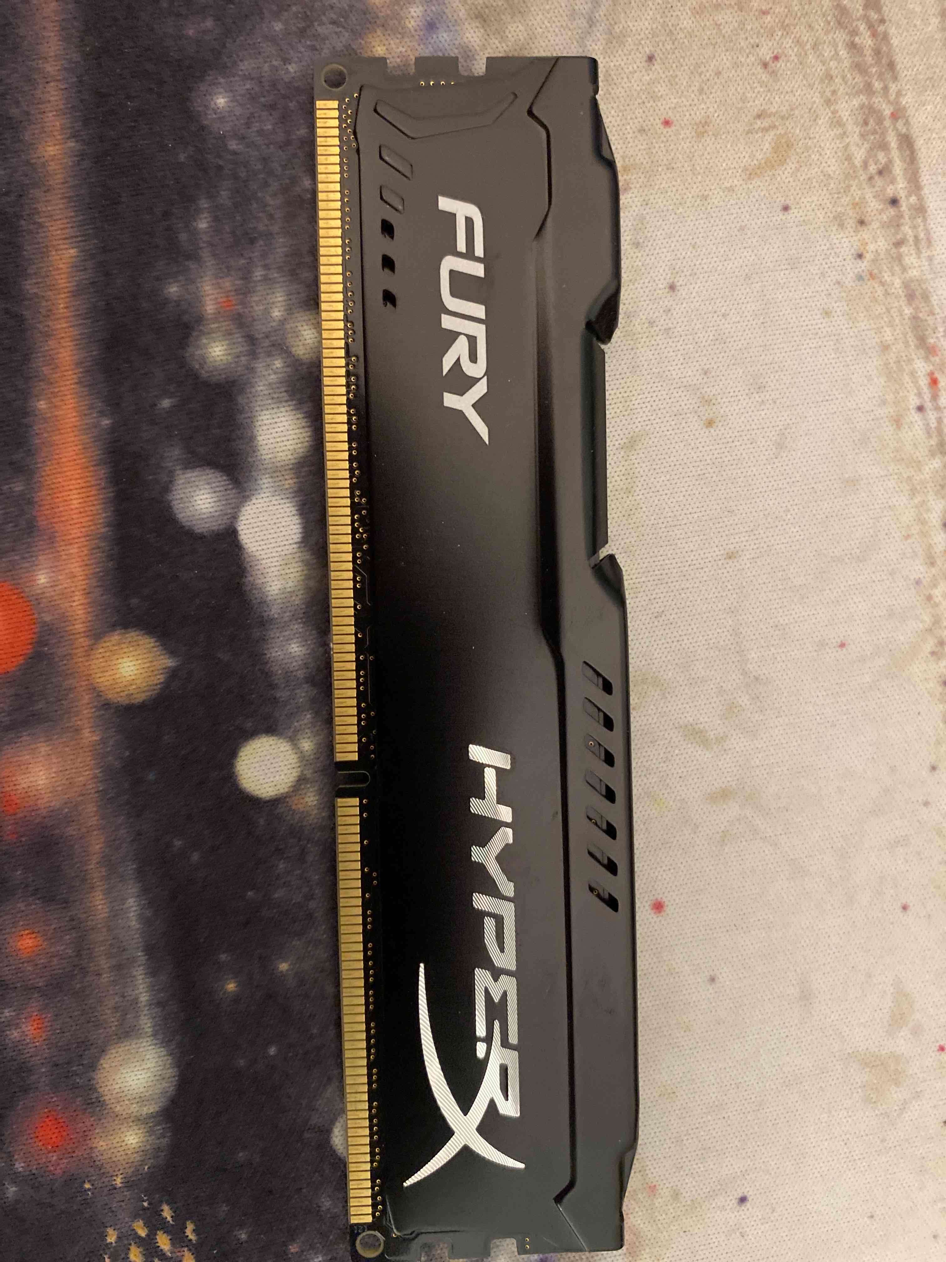 Memoria RAM HyperX Fury 4GB DDR3 1600 - miniatura 2