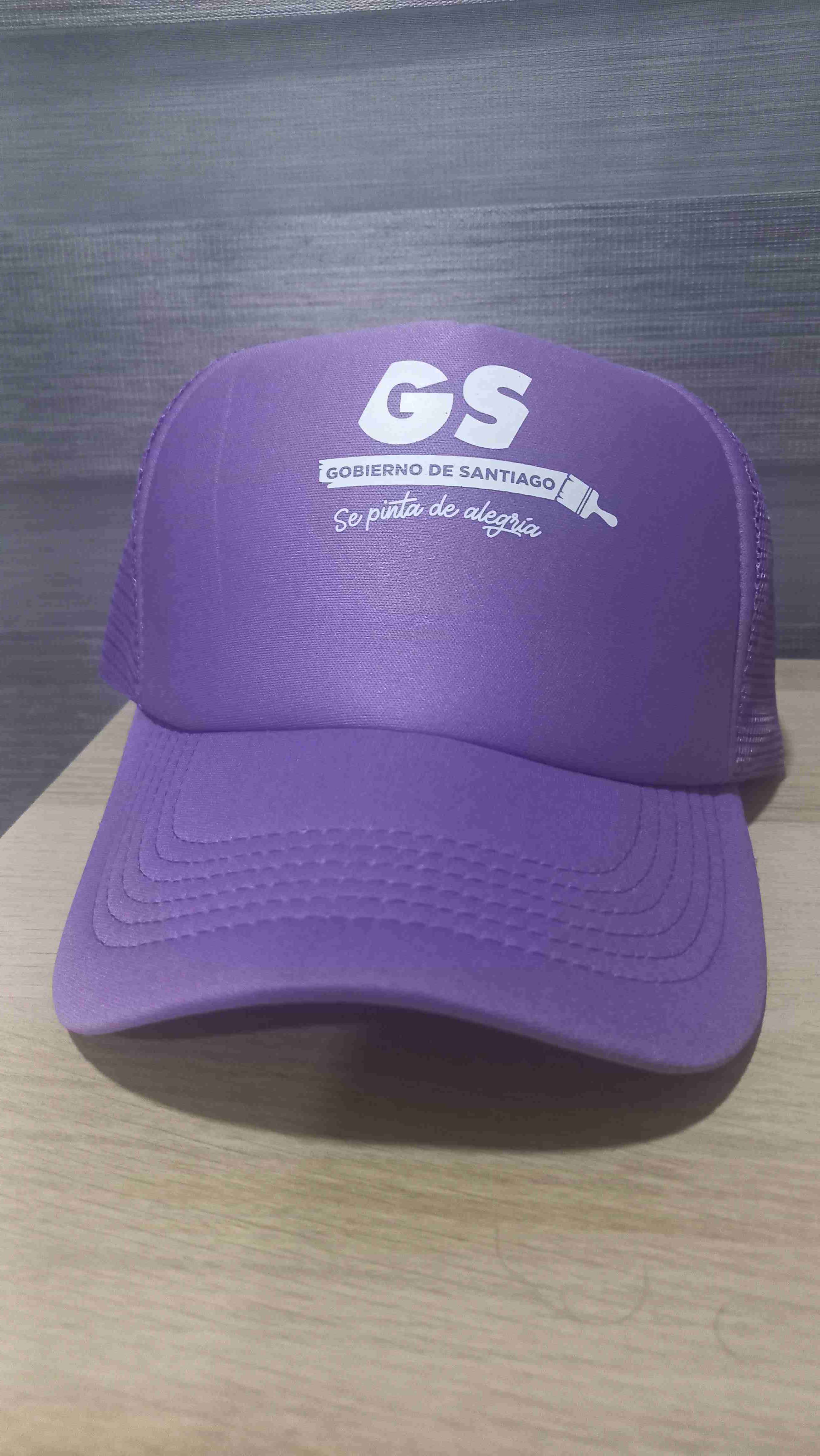GORRA MORADA
