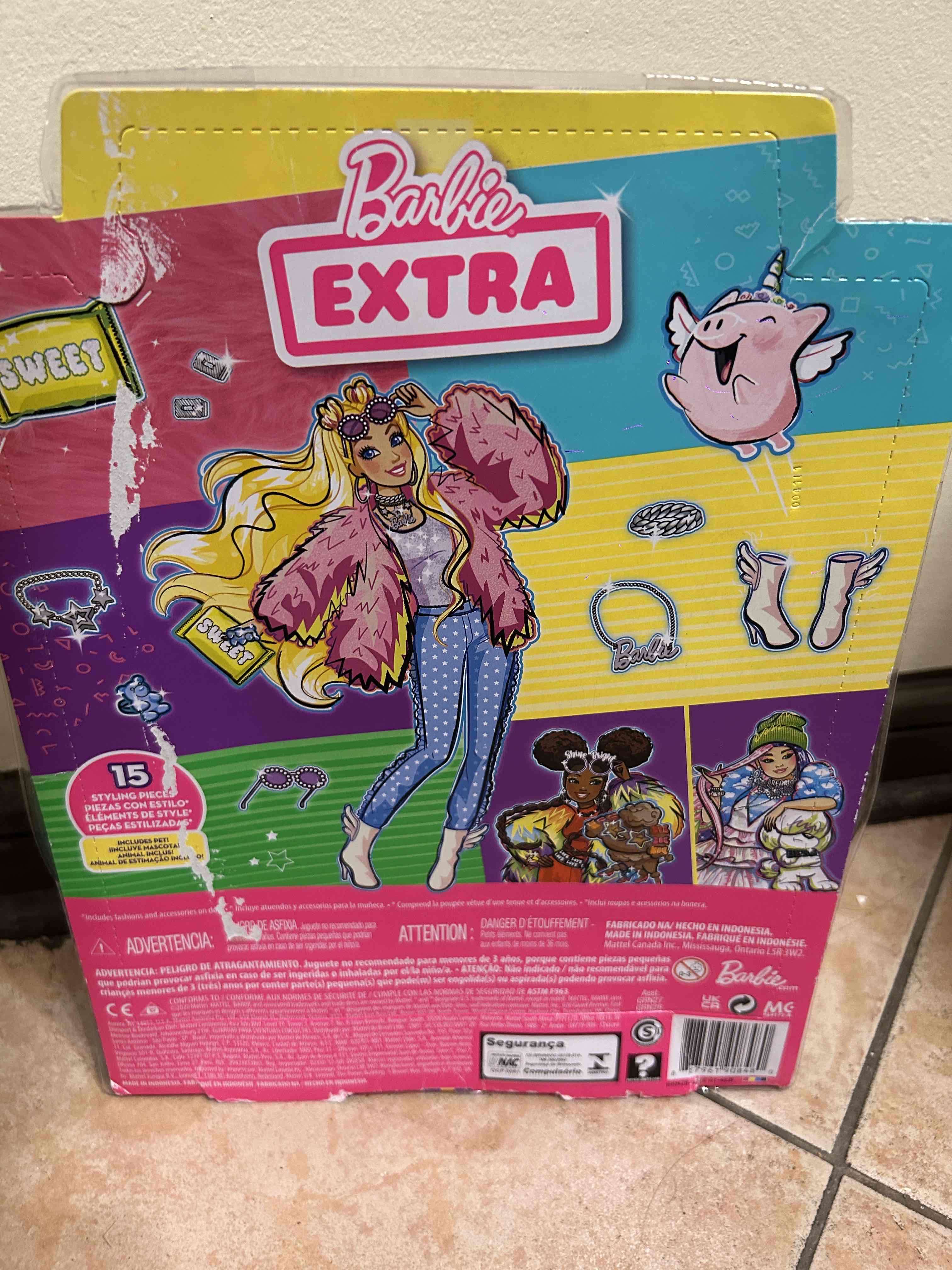 Muñeca Barbie Extra con accesorios - miniatura 2