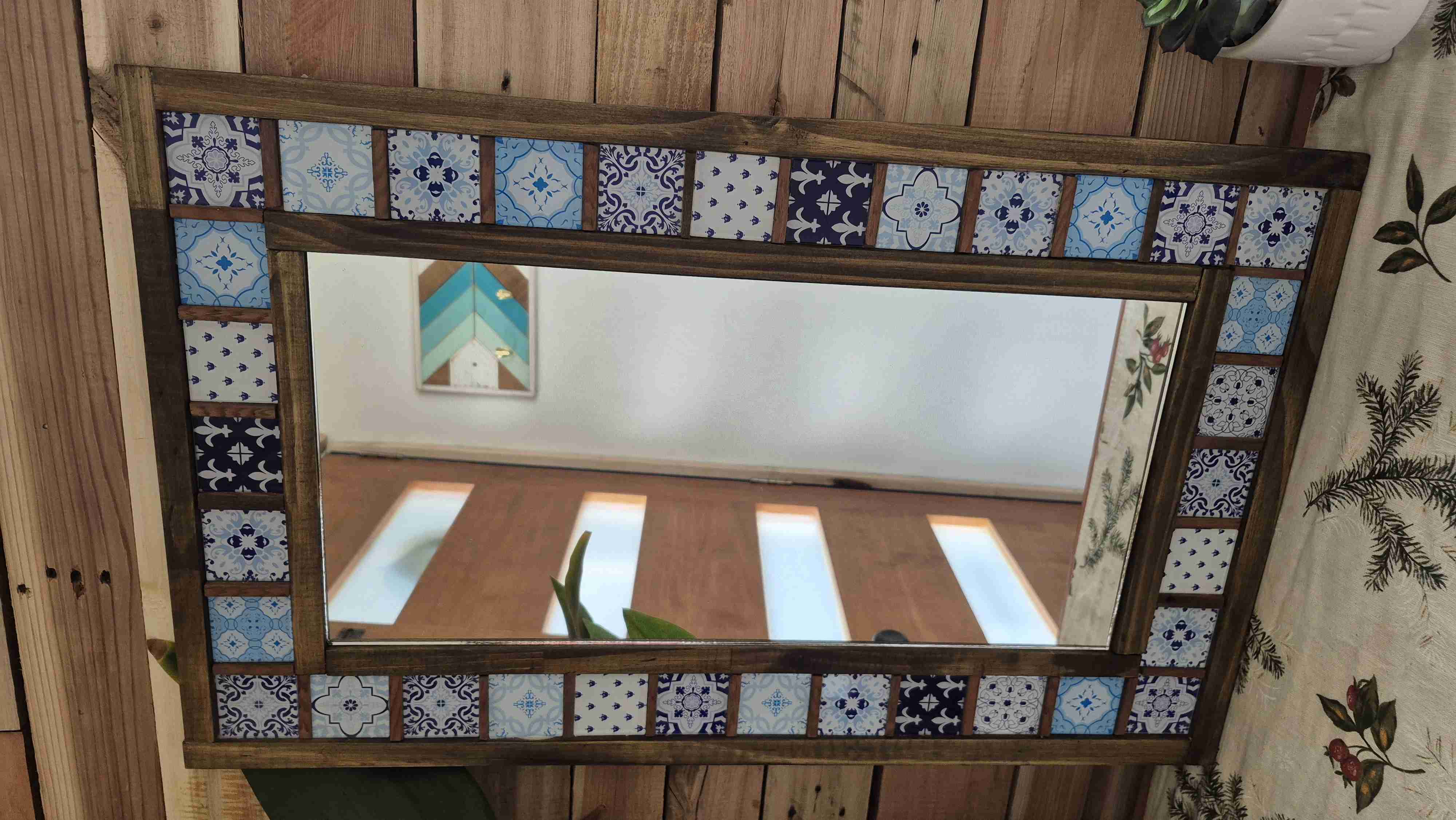 Espejo con marco de azulejos - miniatura 2