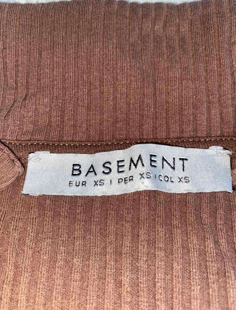 Polera acanalada marrón - miniatura 4