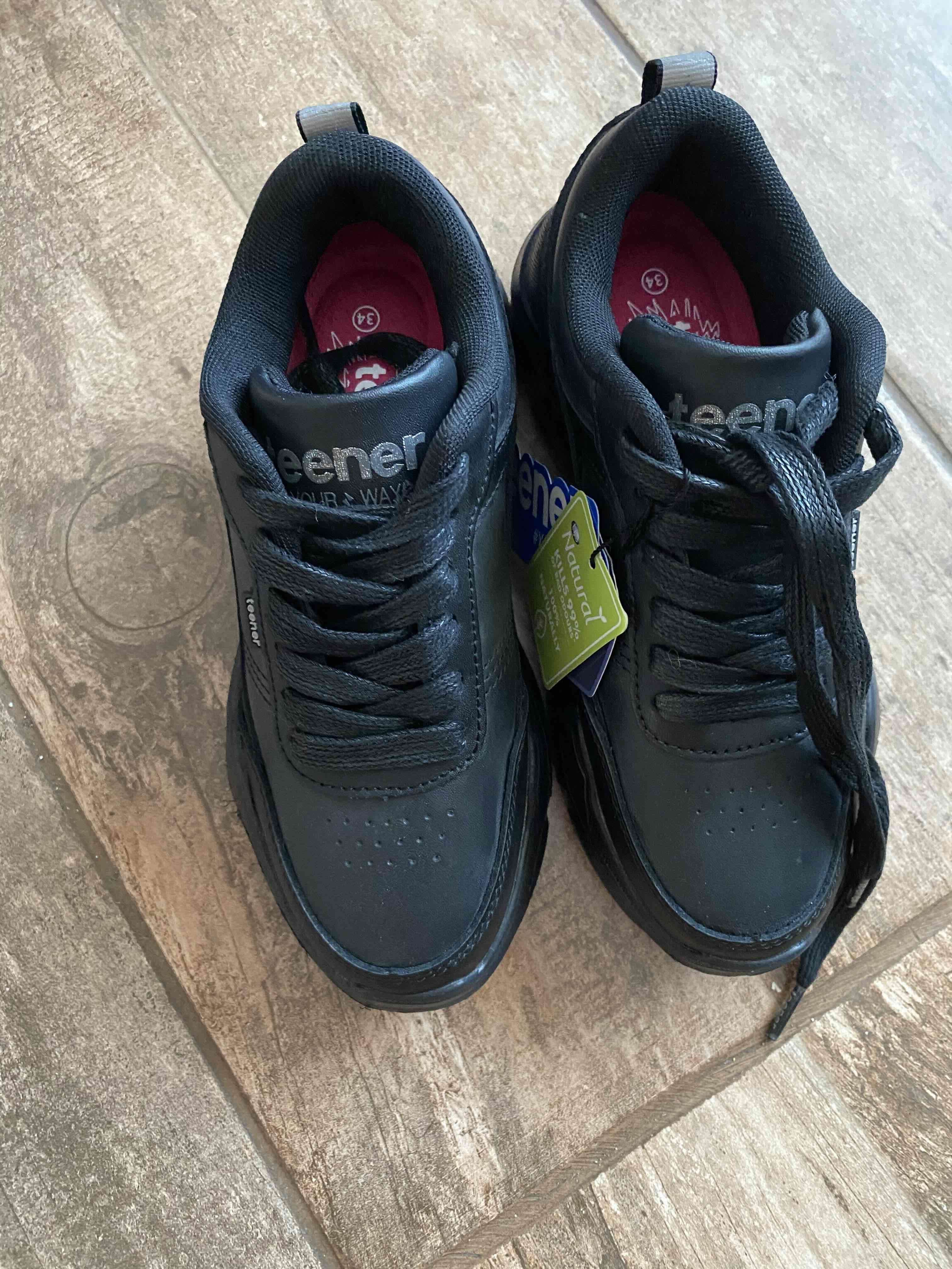 Zapatillas escolares niña negras nuevas - miniatura 2