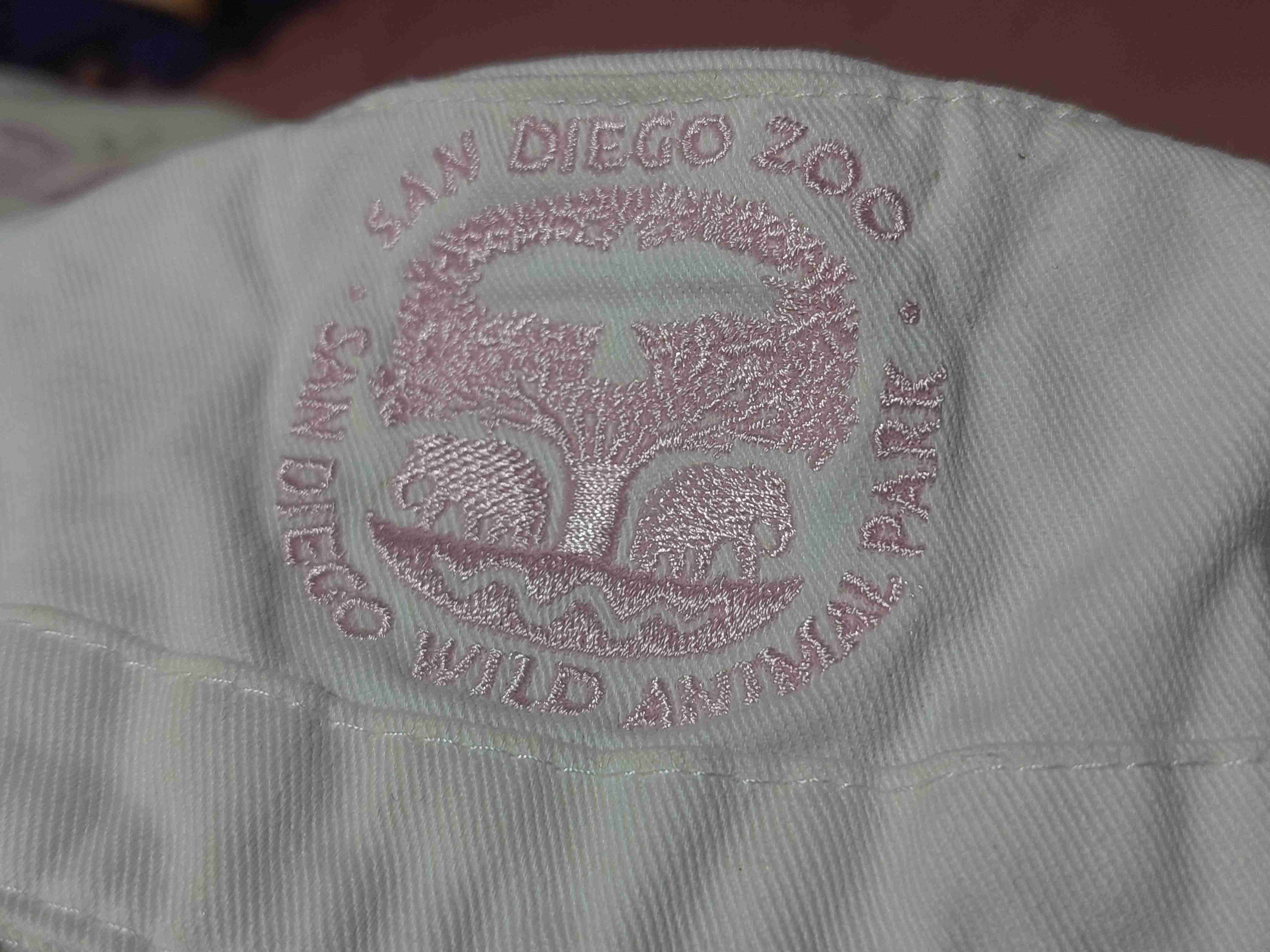 Bucket hat infantil blanco y rosa - miniatura 2