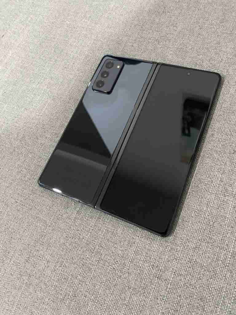 Samsung Galaxis Fold 4 - miniatura 2