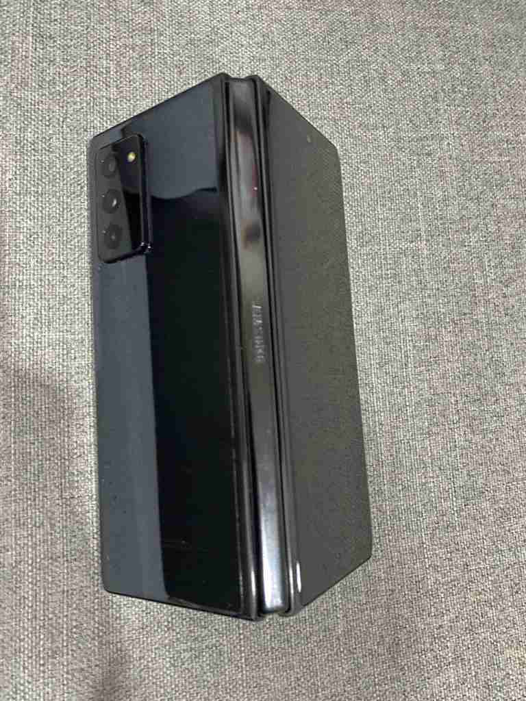 Samsung Galaxis Fold 4 - miniatura 3