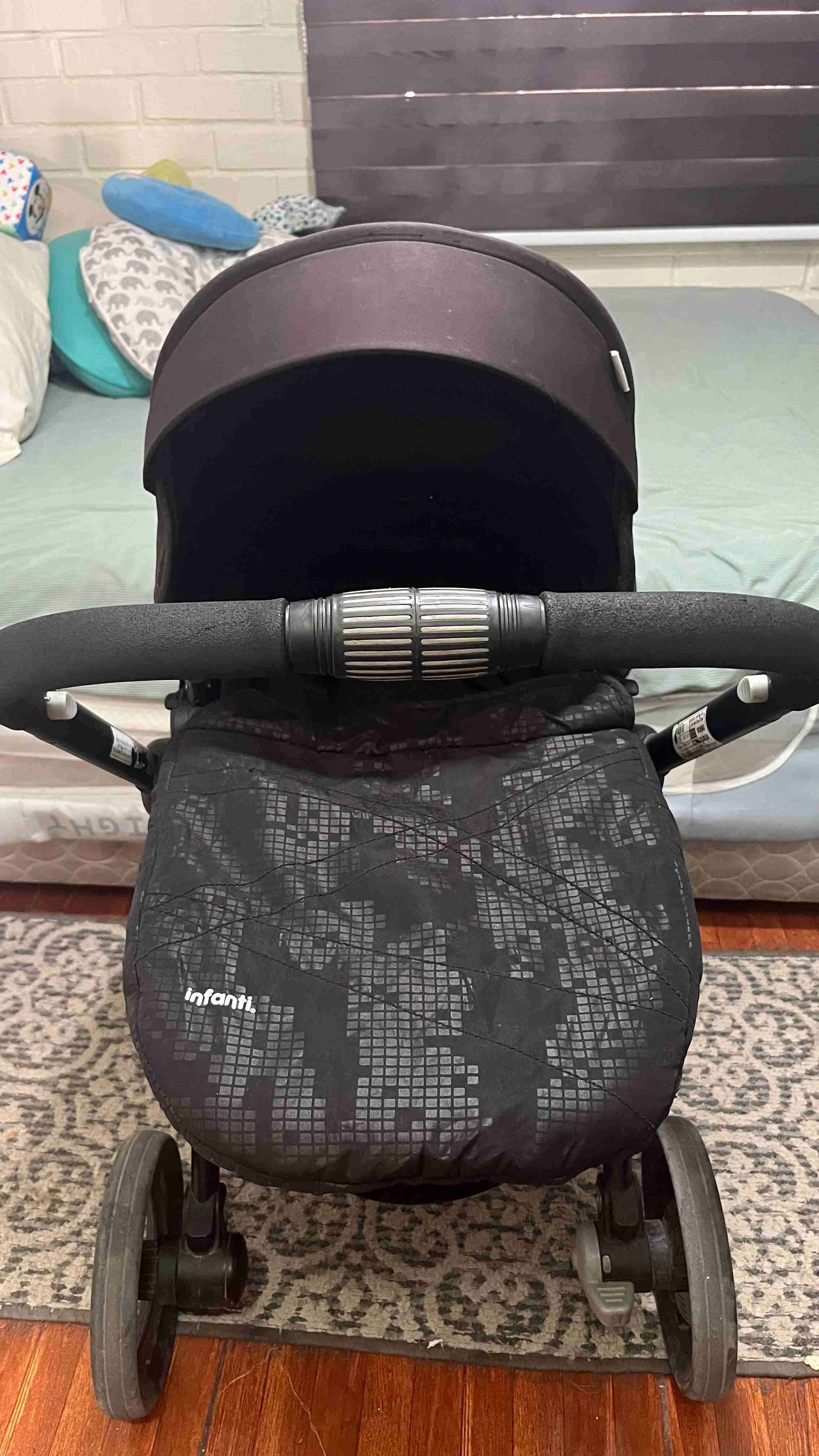 Coche de bebé Infanti 360° negro - miniatura 2