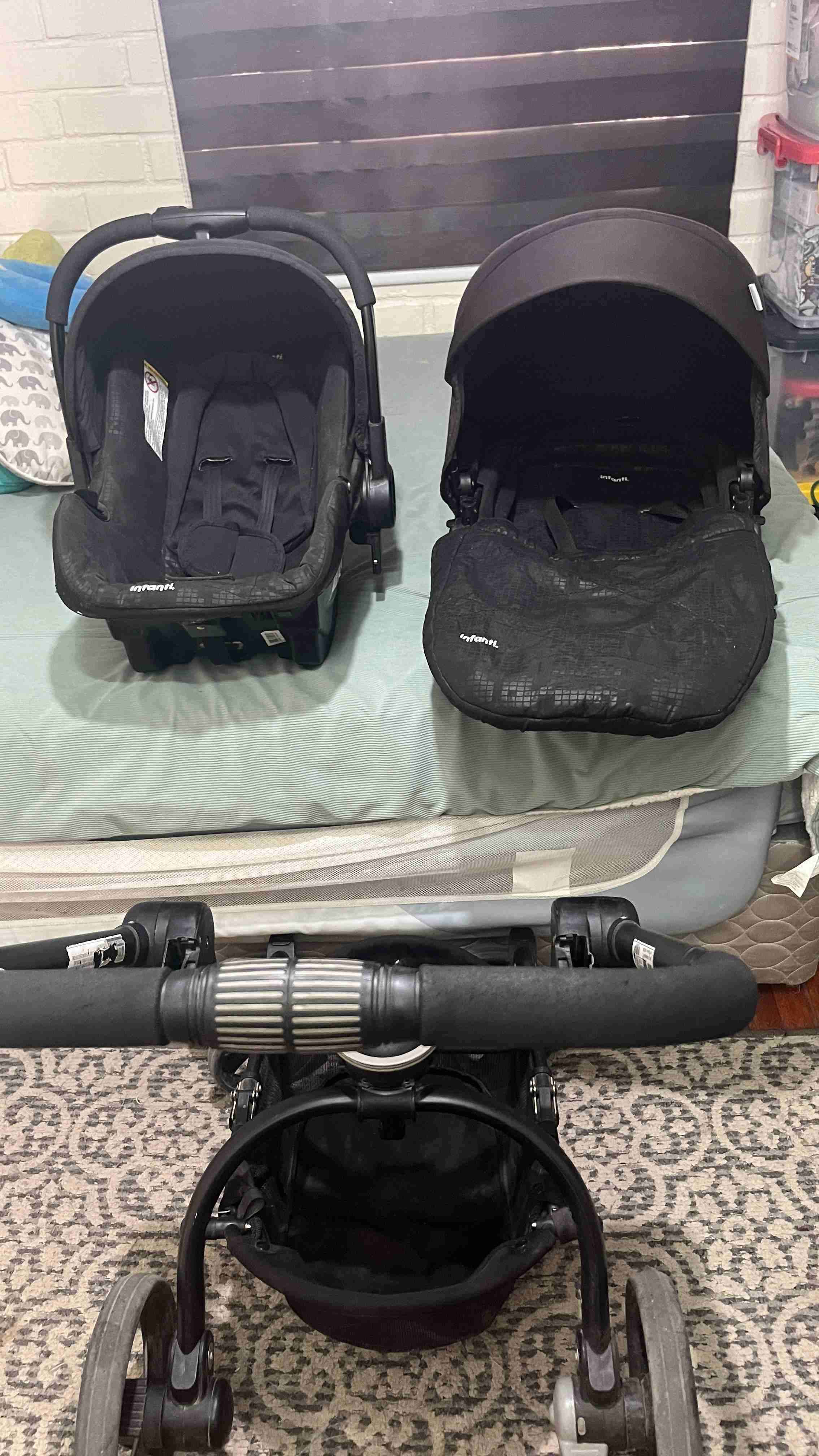 Coche de bebé Infanti 360° negro - miniatura 4