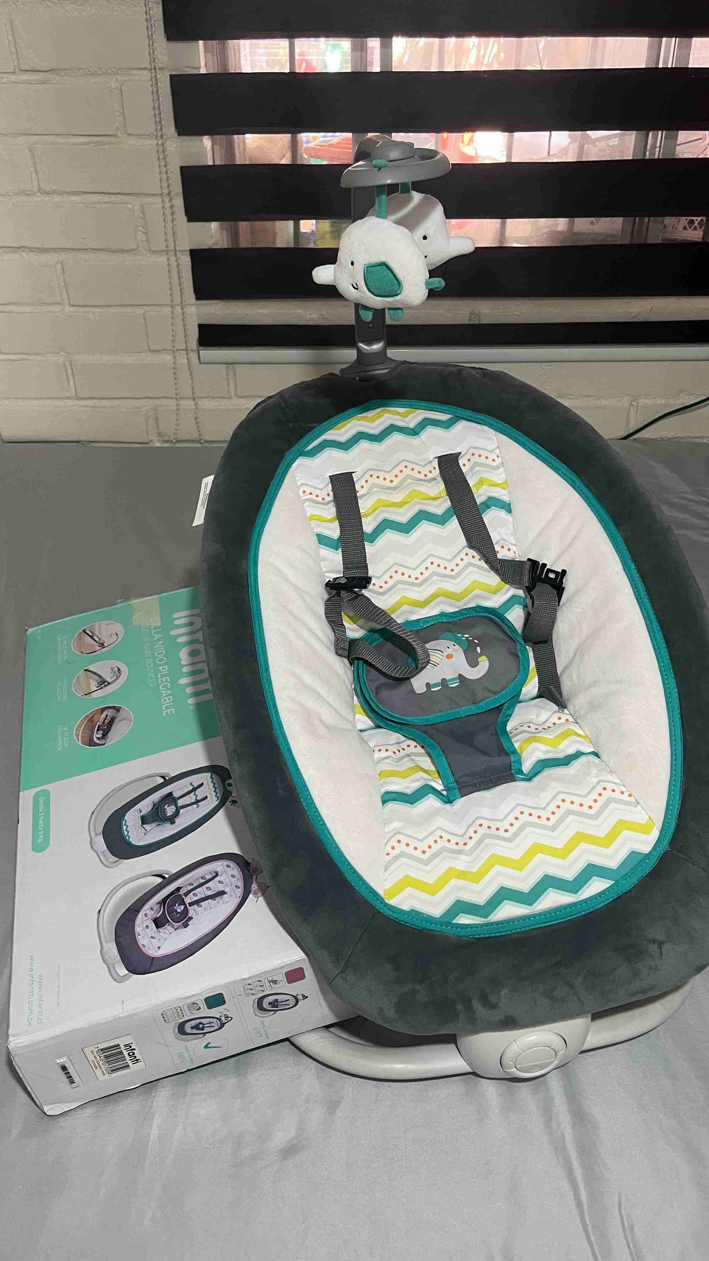 Silla mecedora infanti plegable - miniatura 2