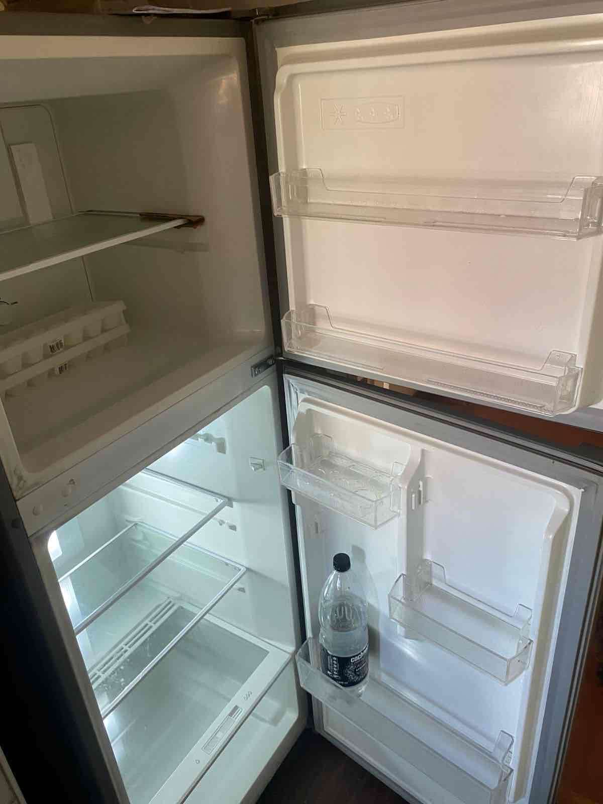 Refrigerador Mabe dos puertas - miniatura 2