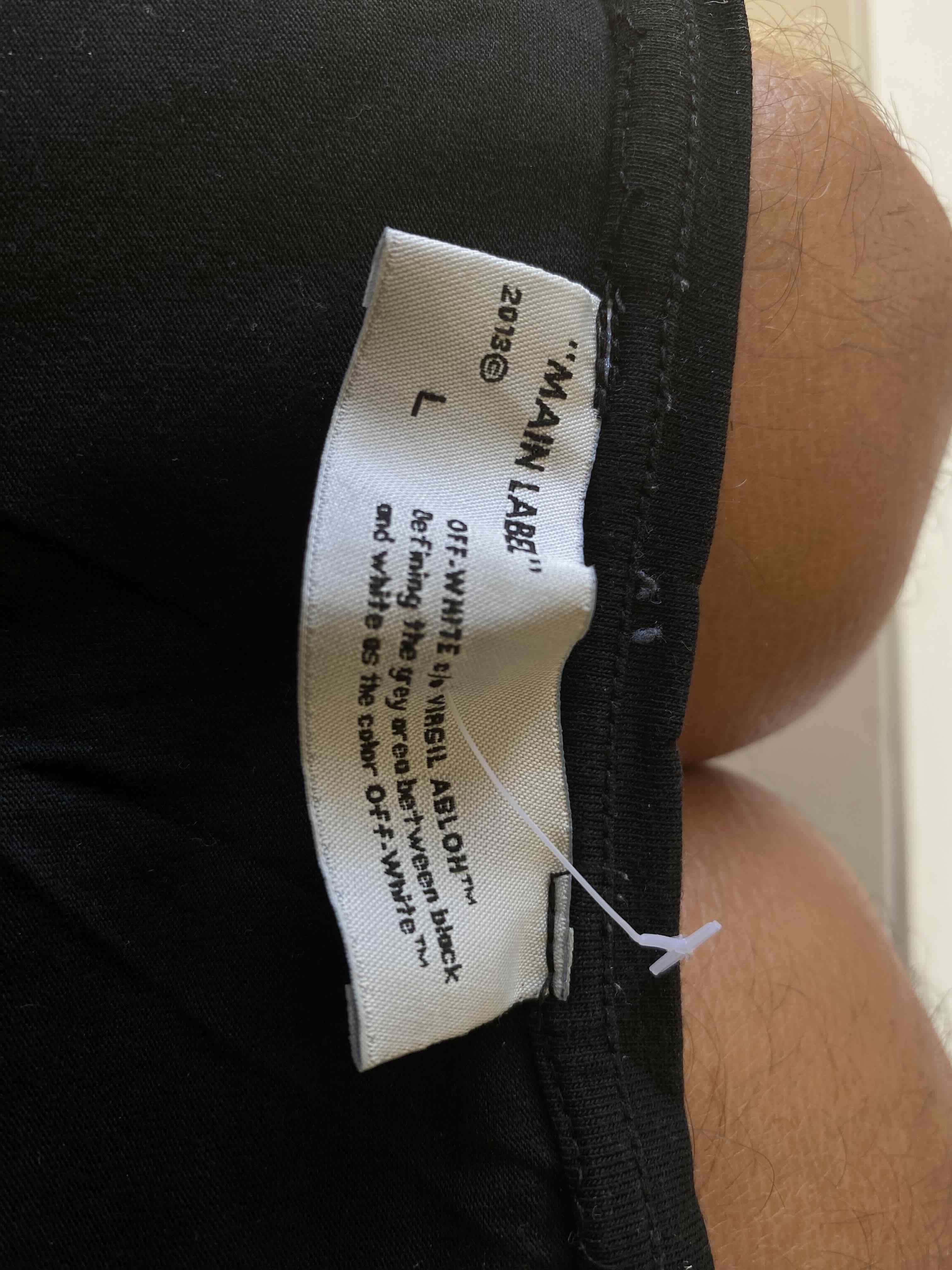 Polera negra off white original - miniatura 4