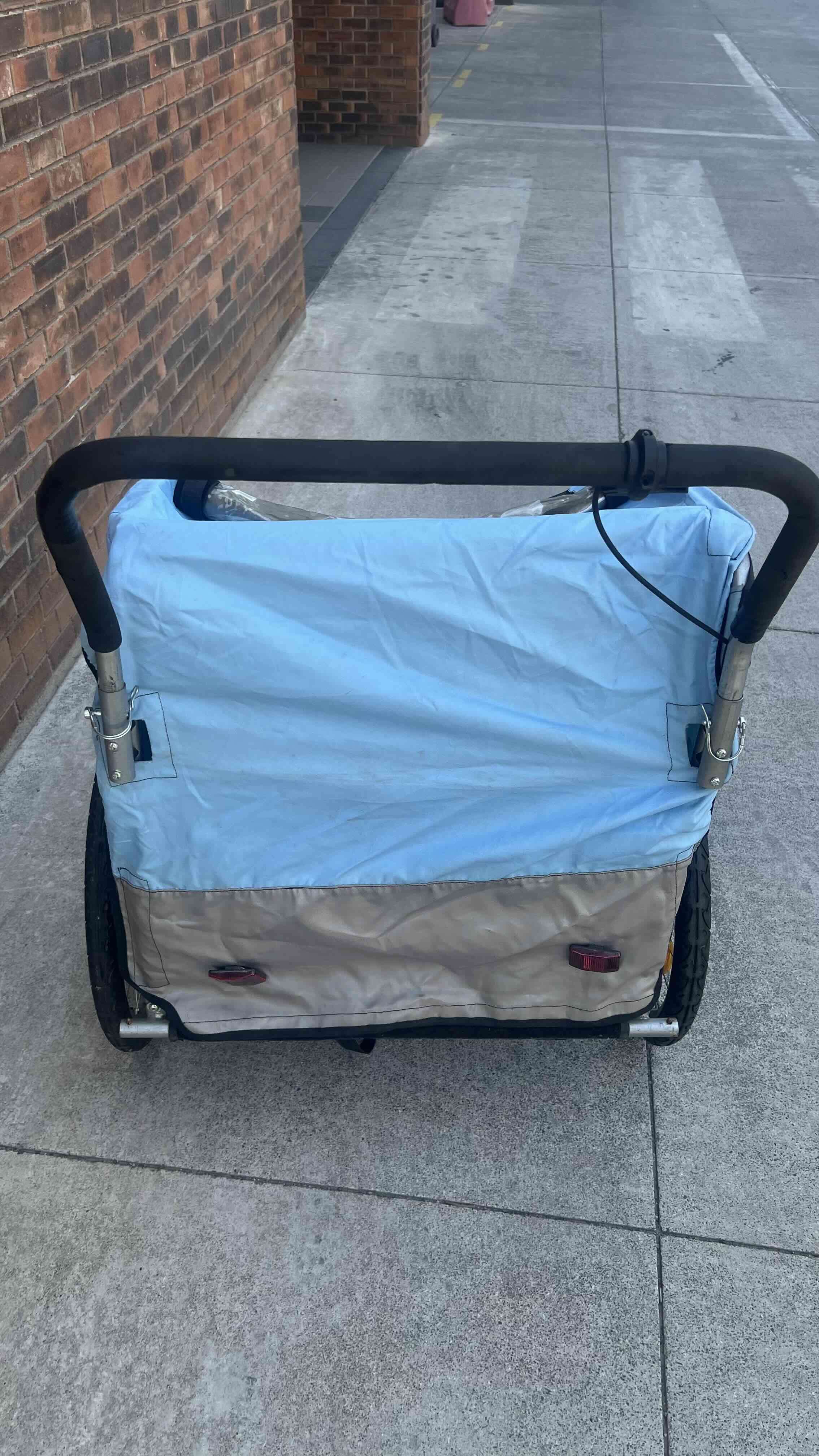 Carrito de bicicleta azul para niños - miniatura 3