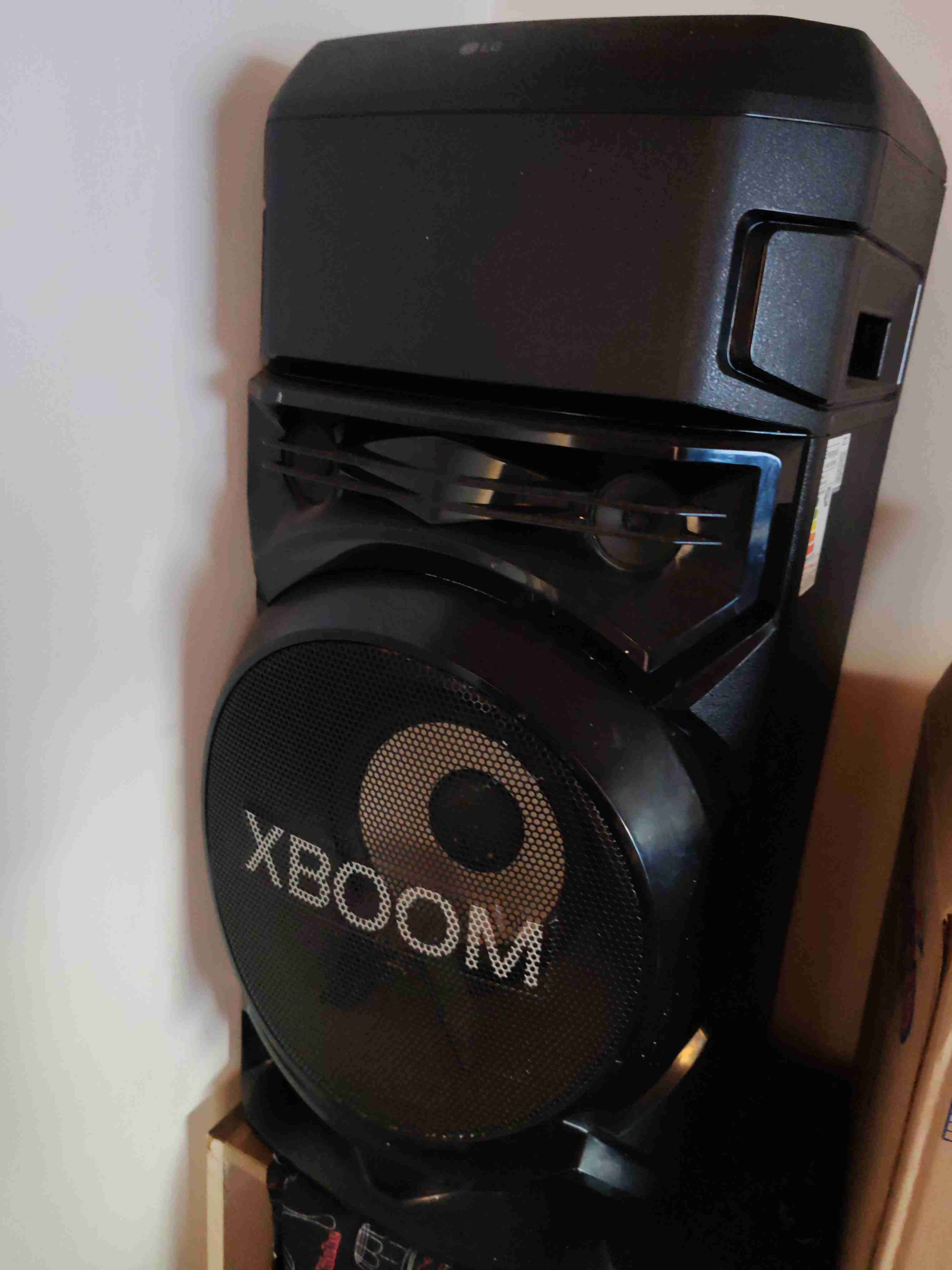 Parlante LG XBOOM negro