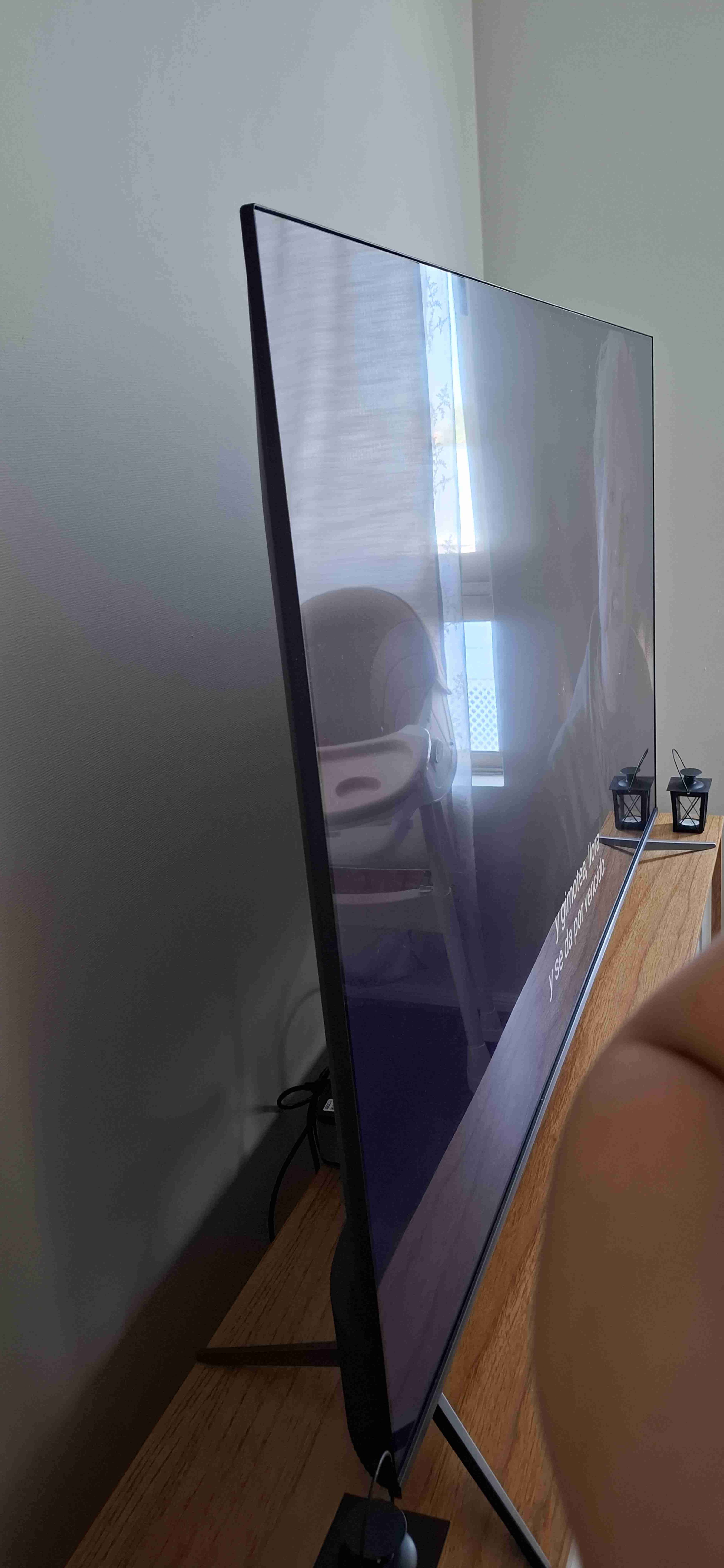 Televisor pantalla plana grande 65" - miniatura 2