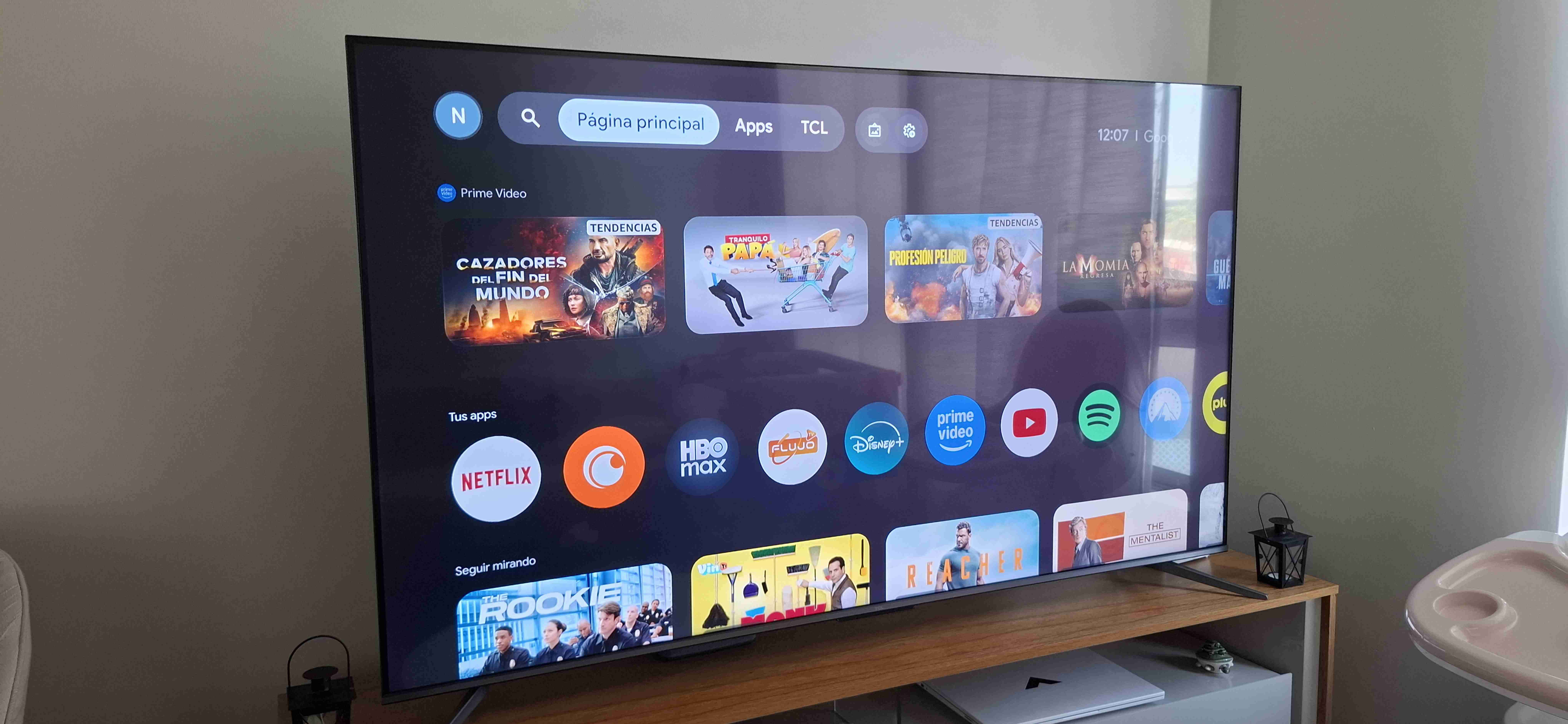 Televisor pantalla plana grande 65" - miniatura 4