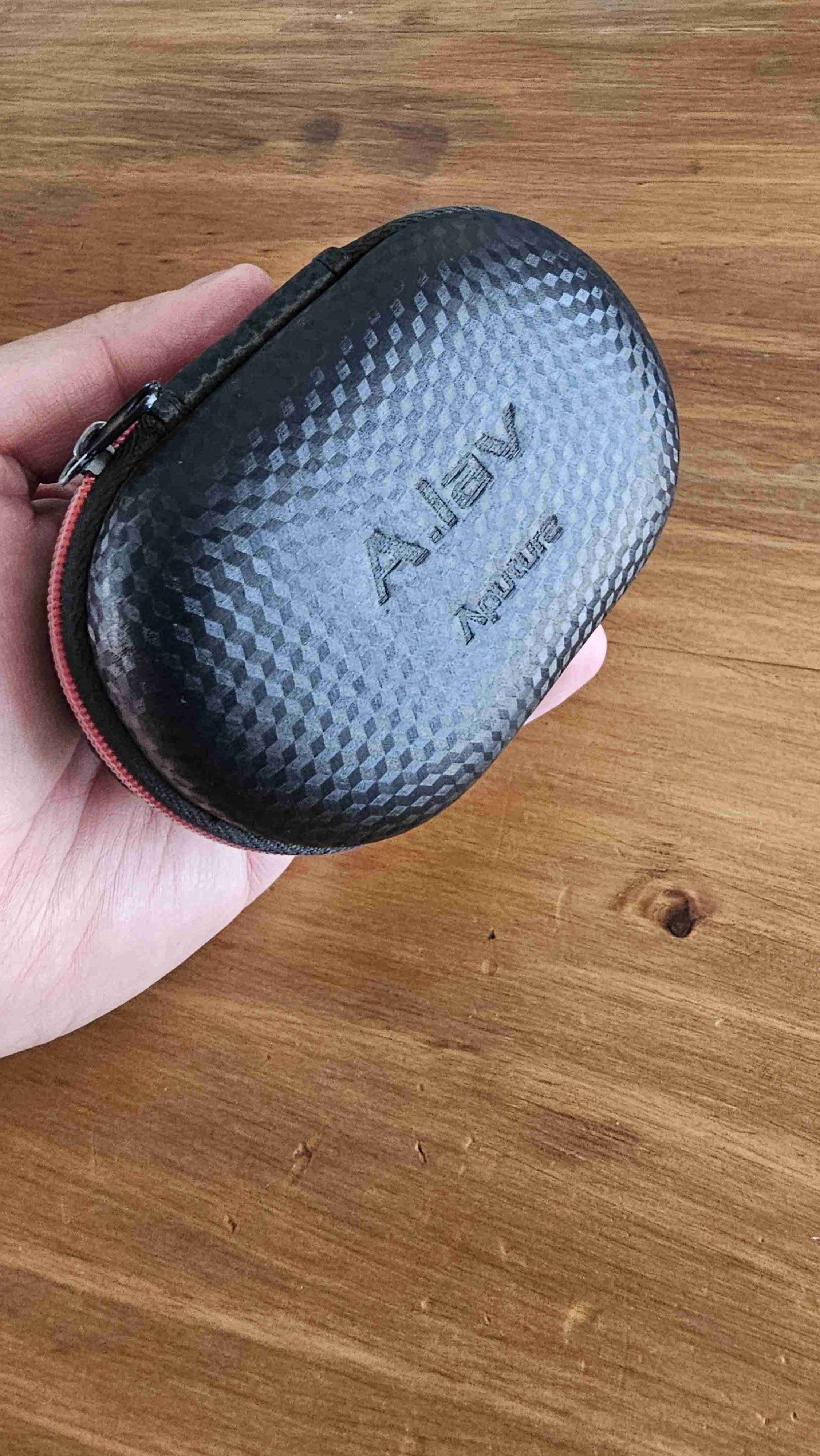 Cámara GoPro con estuche - miniatura 6