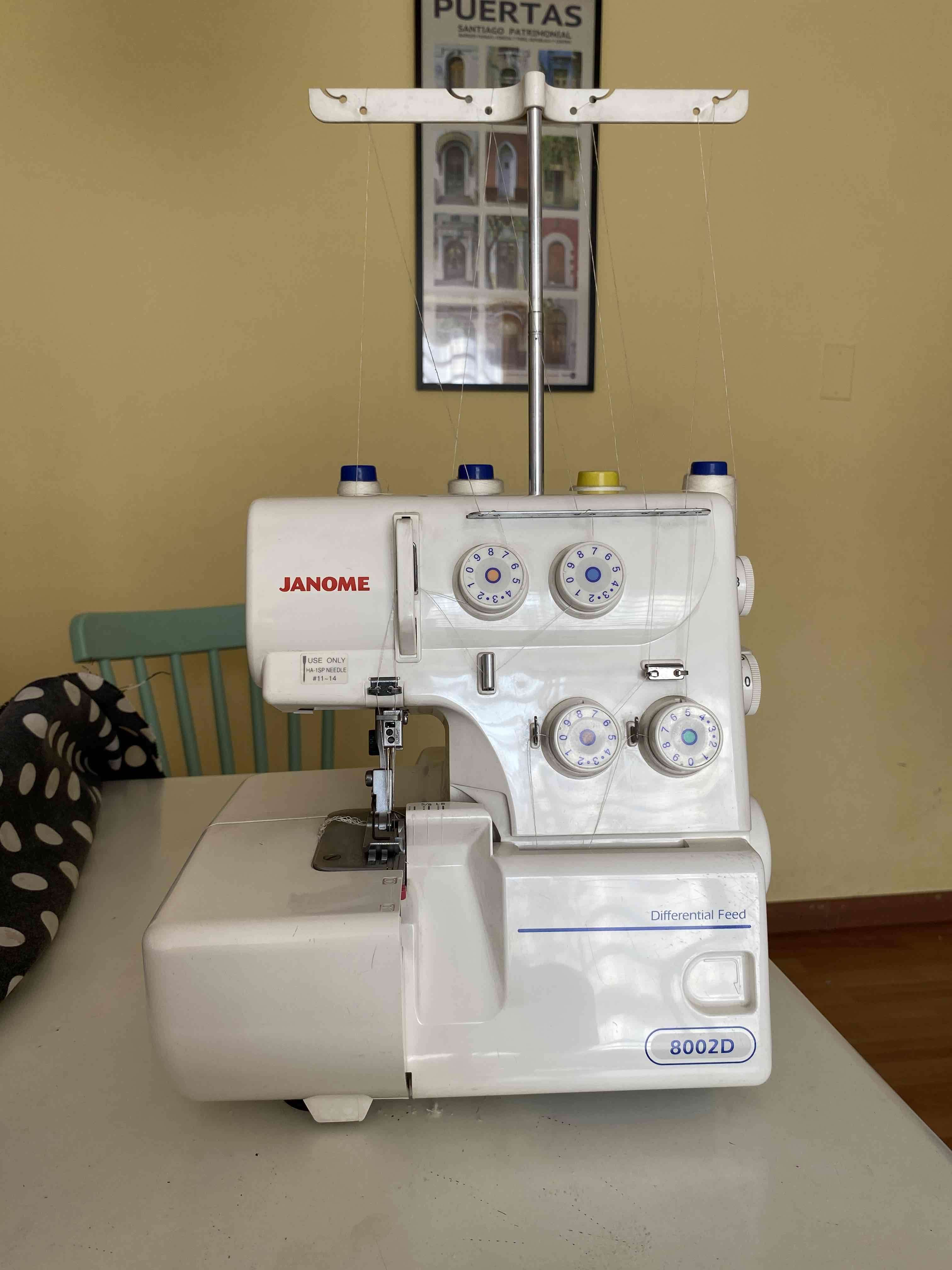 Máquina de coser Janome 8002D