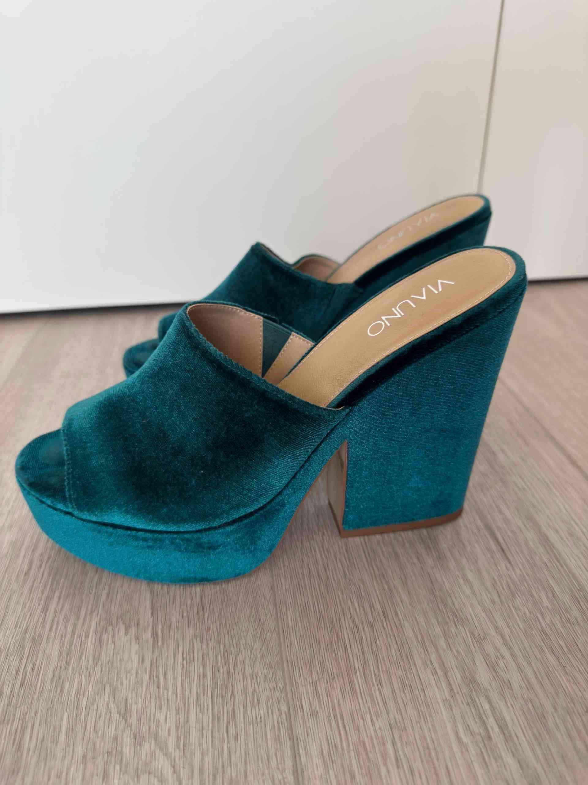 Sandalias de terciopelo verde agua - miniatura 3