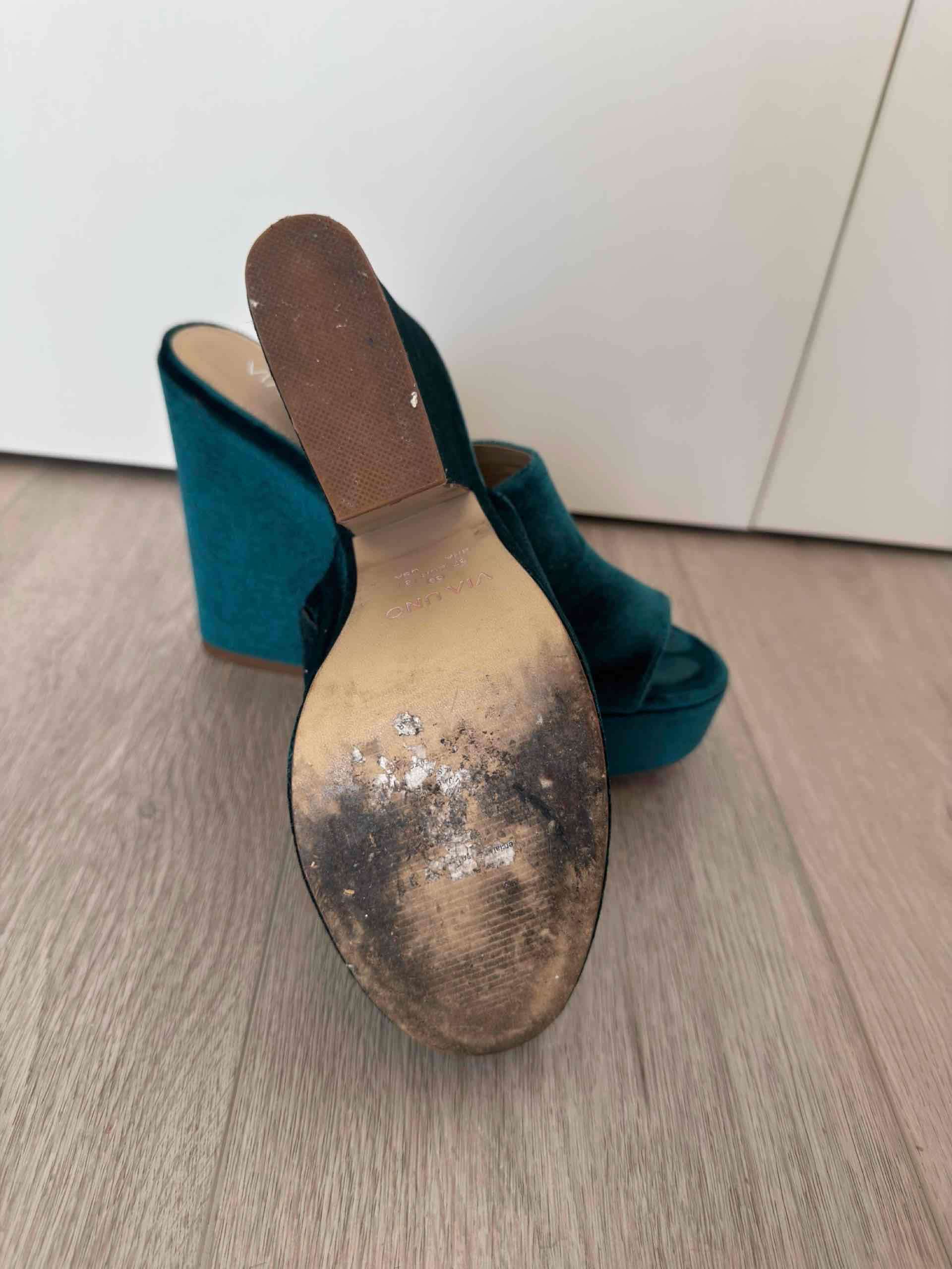 Sandalias de terciopelo verde agua - miniatura 4