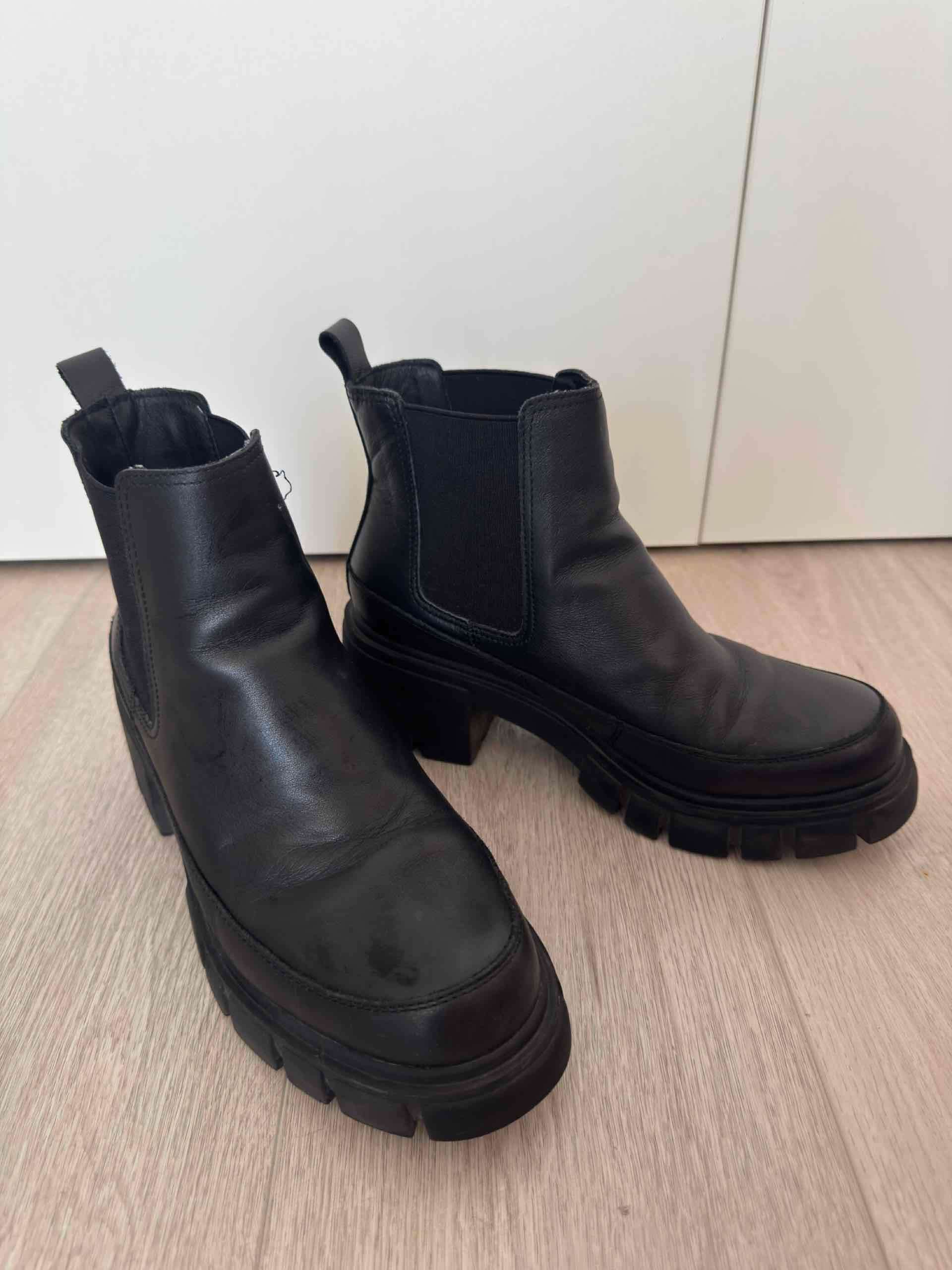 Botines negros cuero mujer