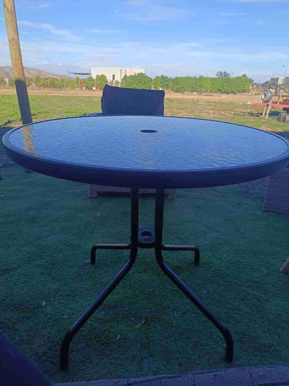 Mesa de vidrio - miniatura 2