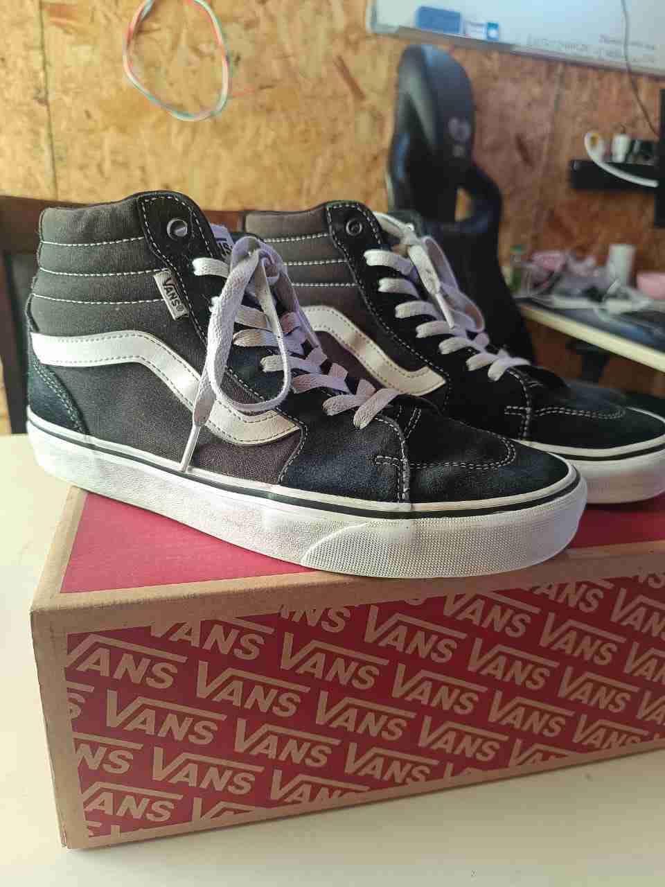 Zapatillas Vans negras altas