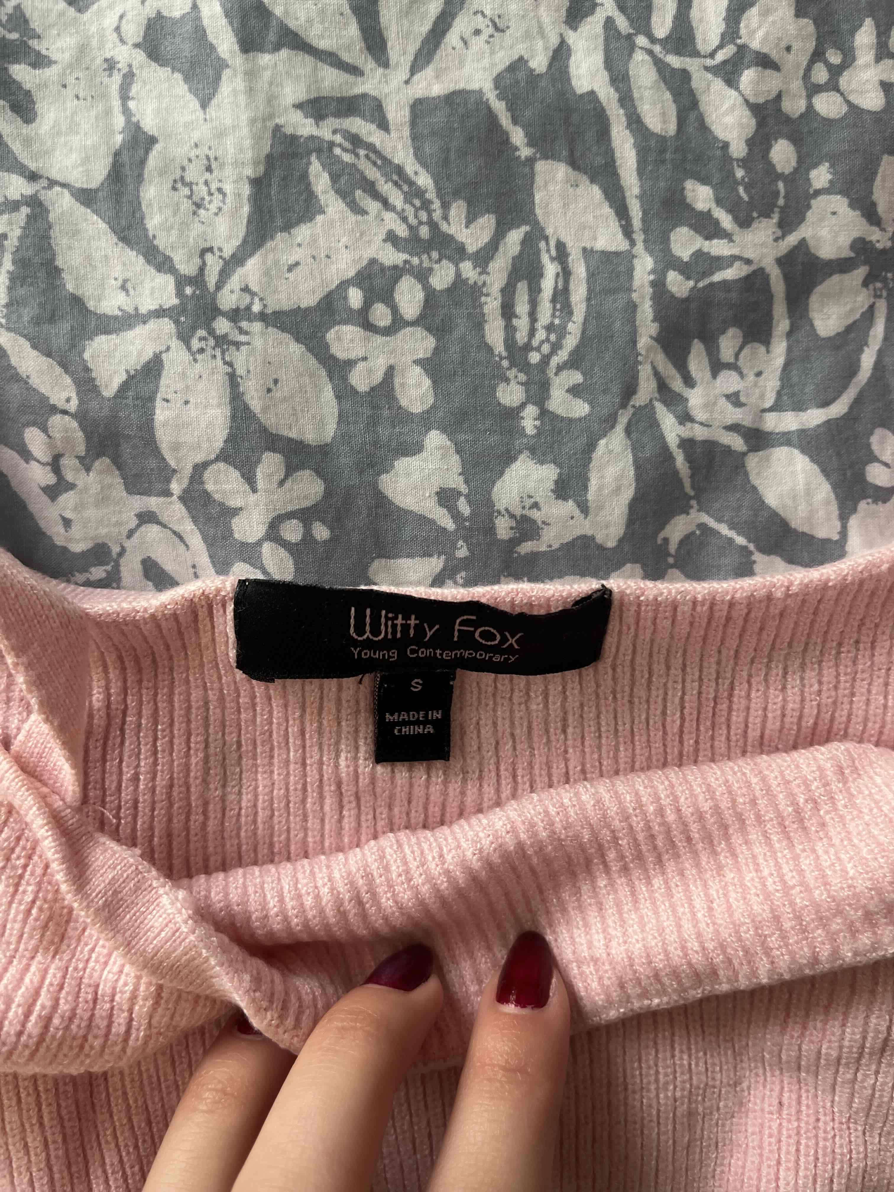 Top corto rosa sin mangas - miniatura 2