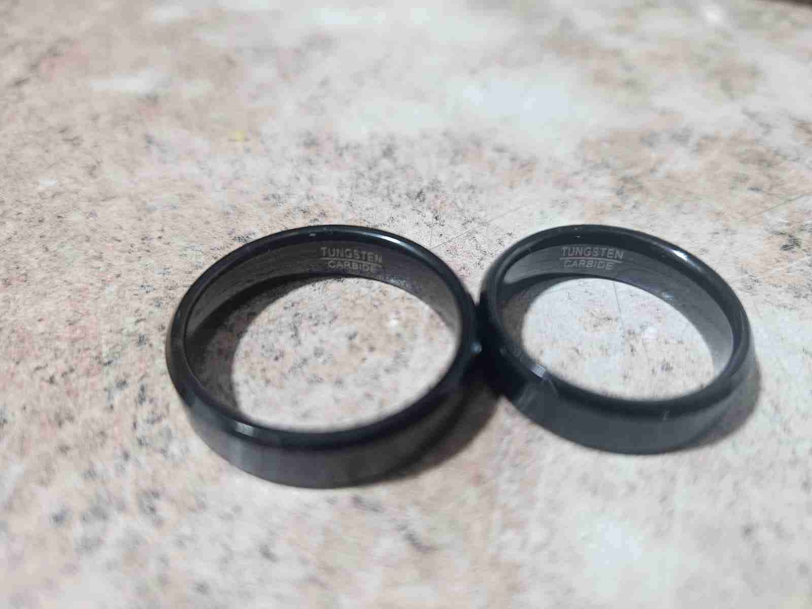 Anillos de carburo de tungsteno negros - miniatura 4