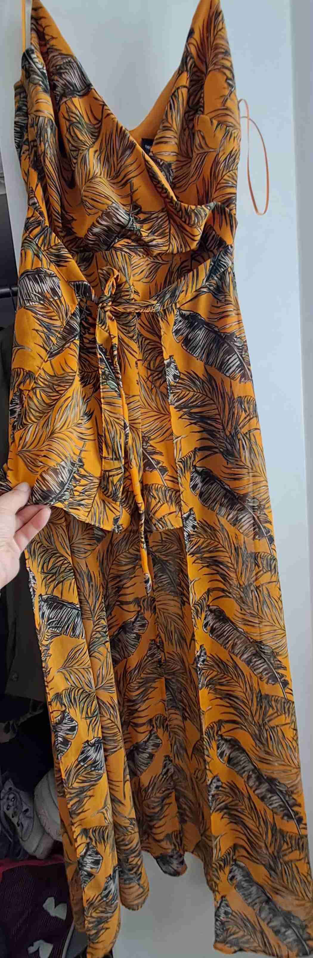 Vestido largo estampado hojas