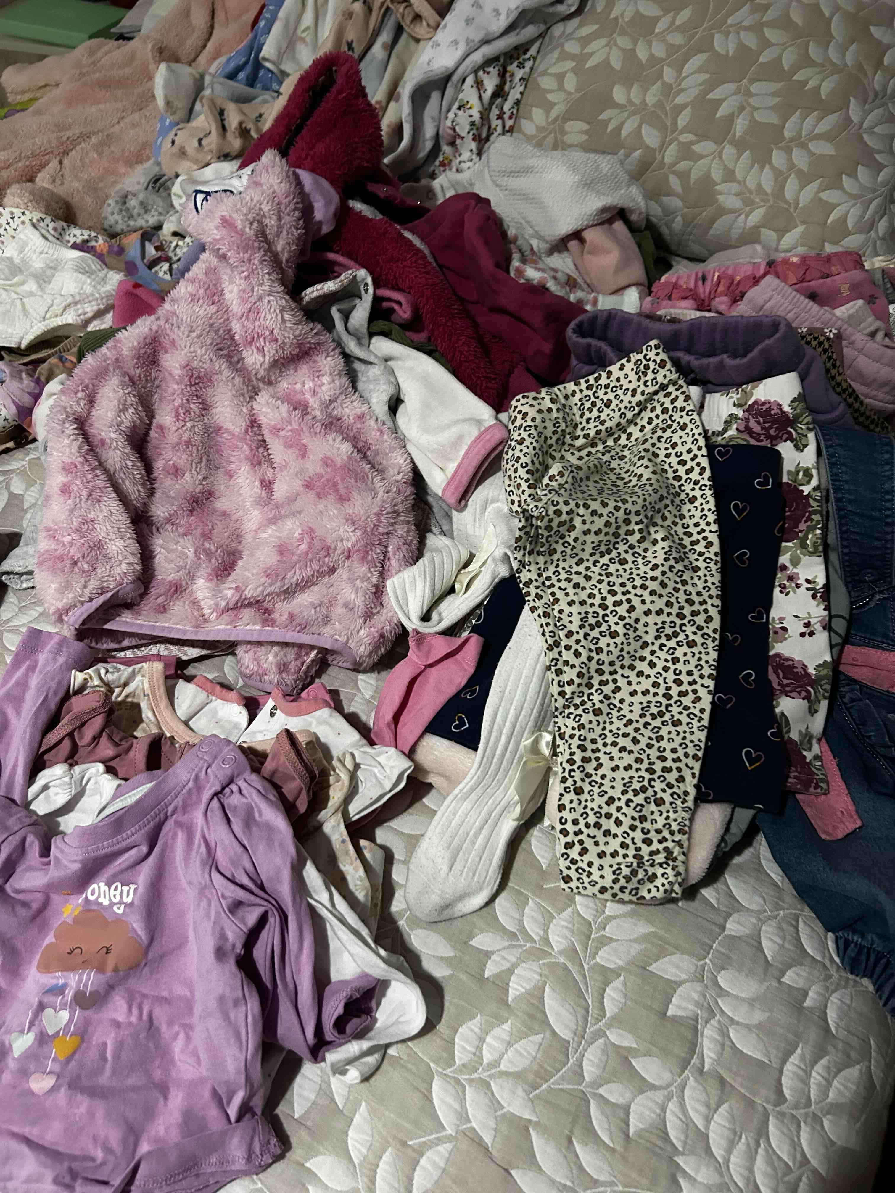 Ropa de bebé variada en buen estado - miniatura 3