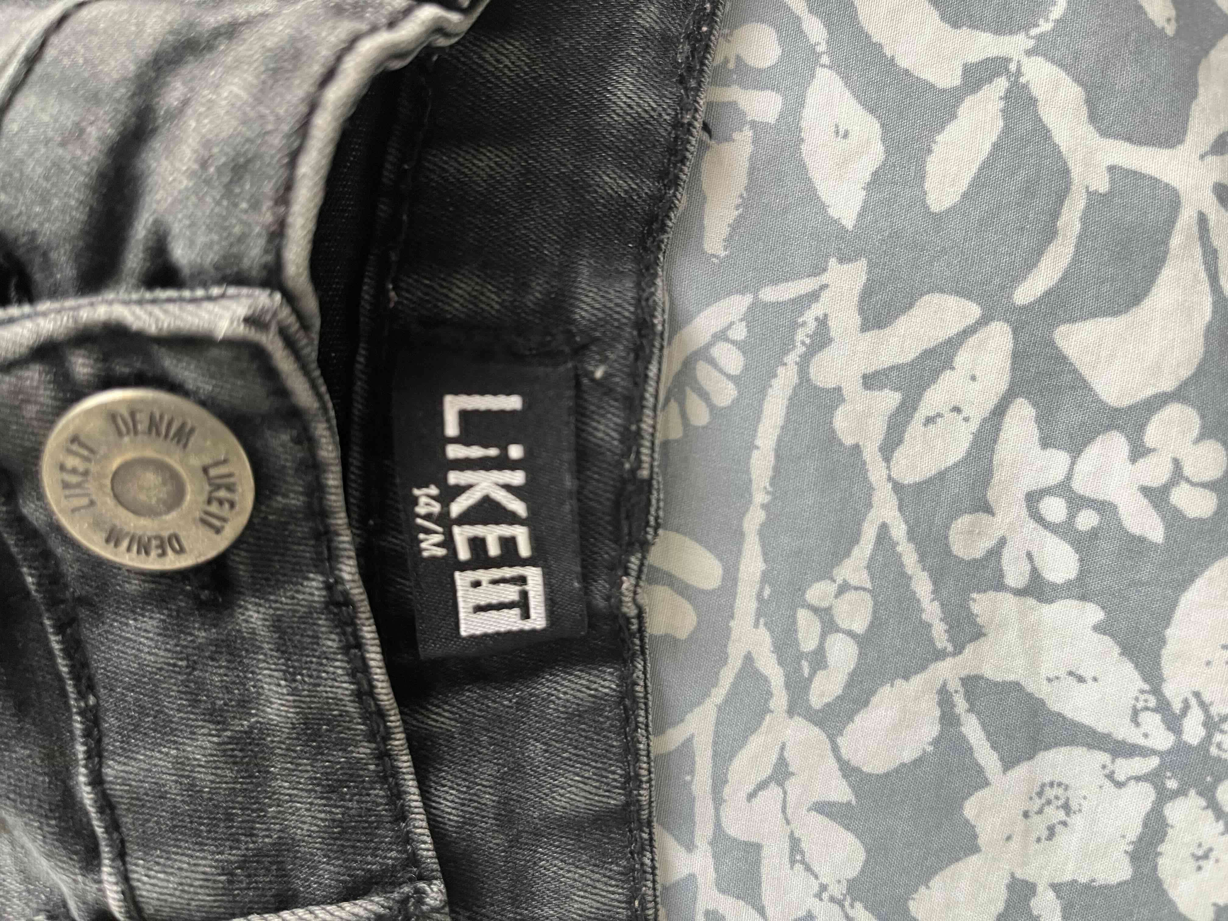 Short negro talla 14 - miniatura 2