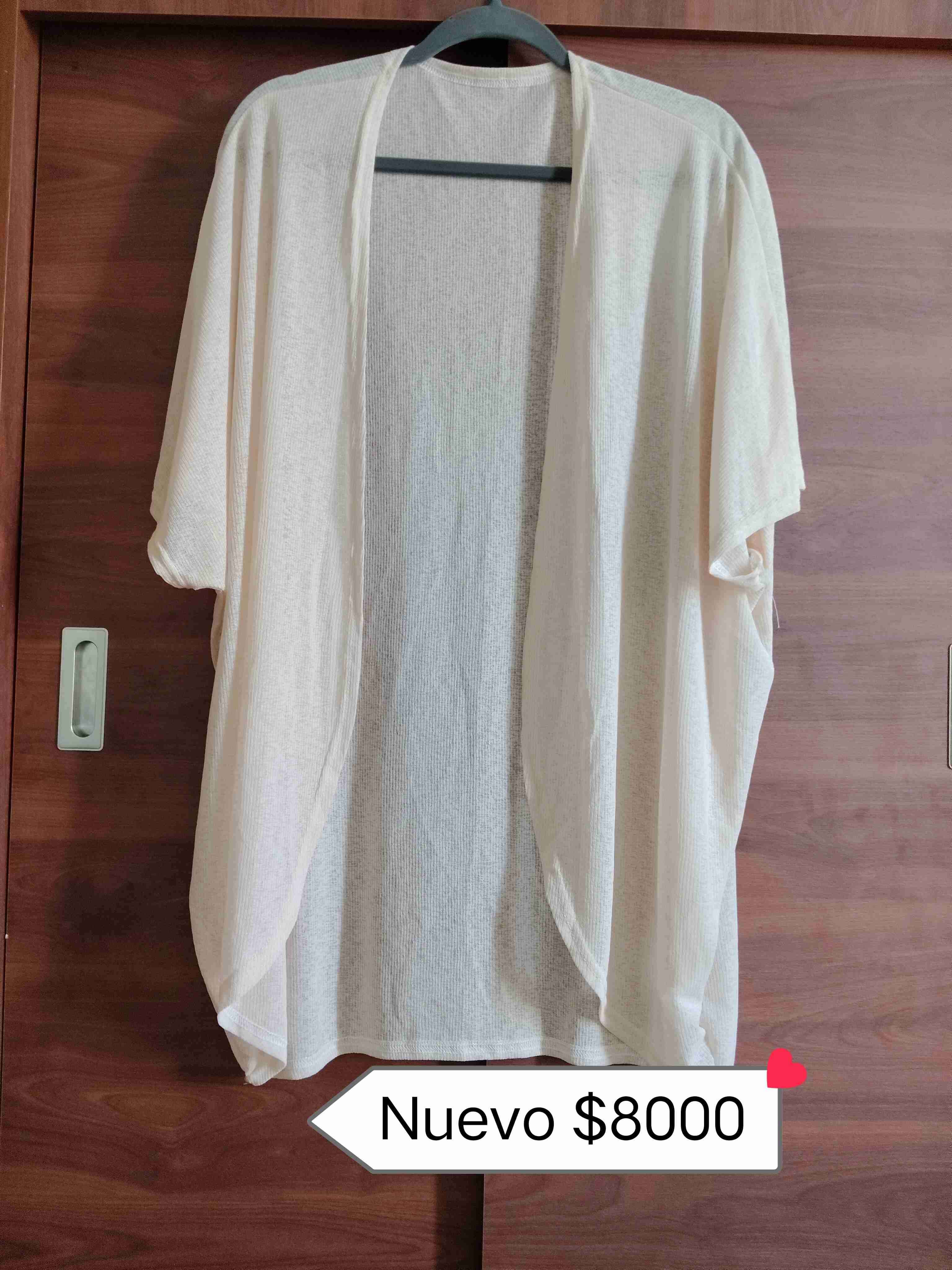 Kimono abierto blanco nuevo