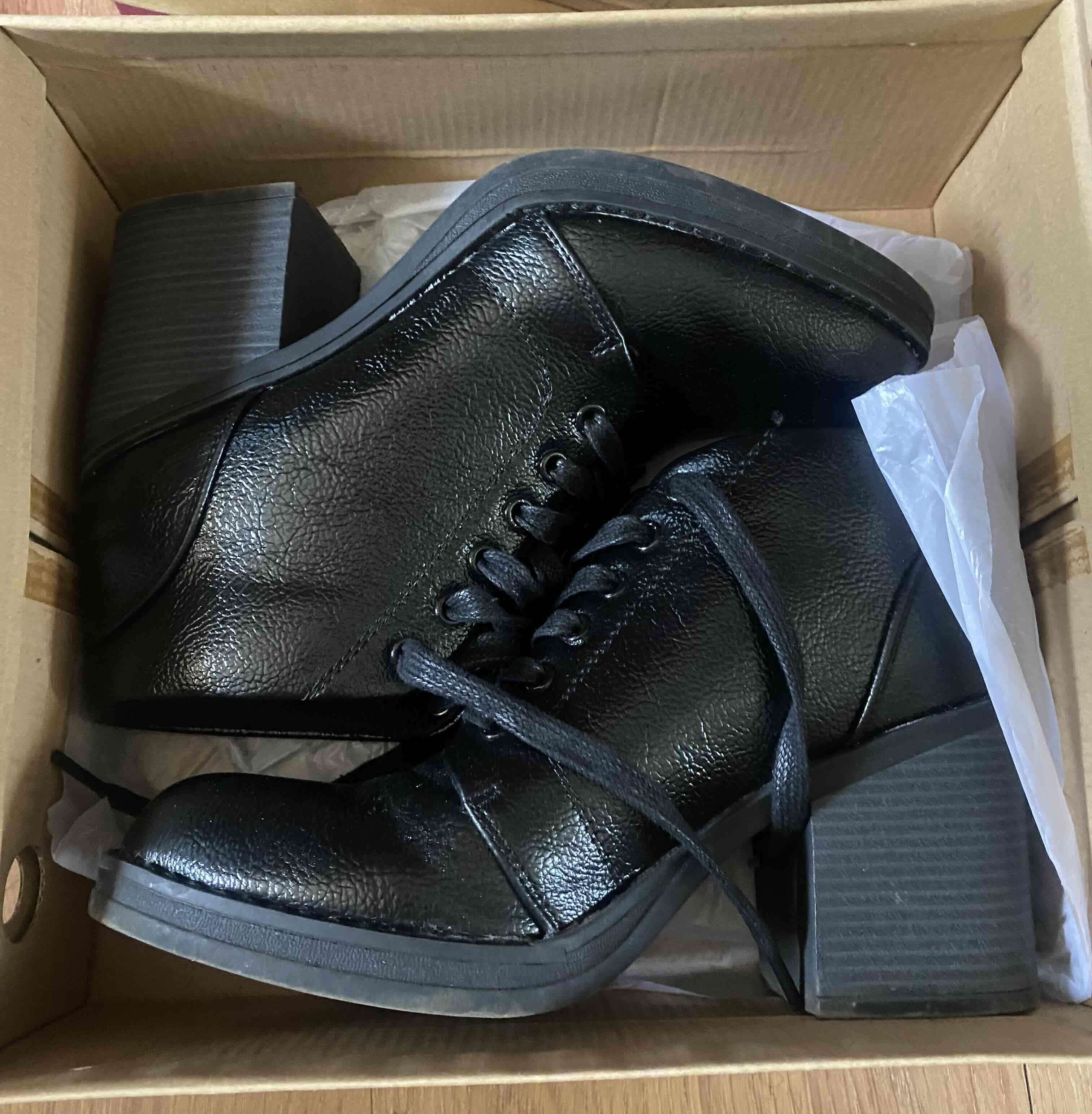 Botines negros de tacón alto - miniatura 4