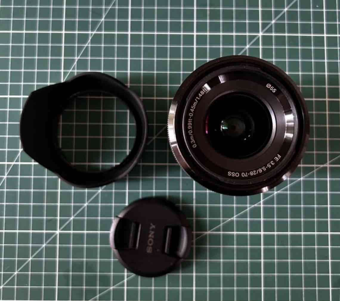 Lente Sony 28-70mm OSS