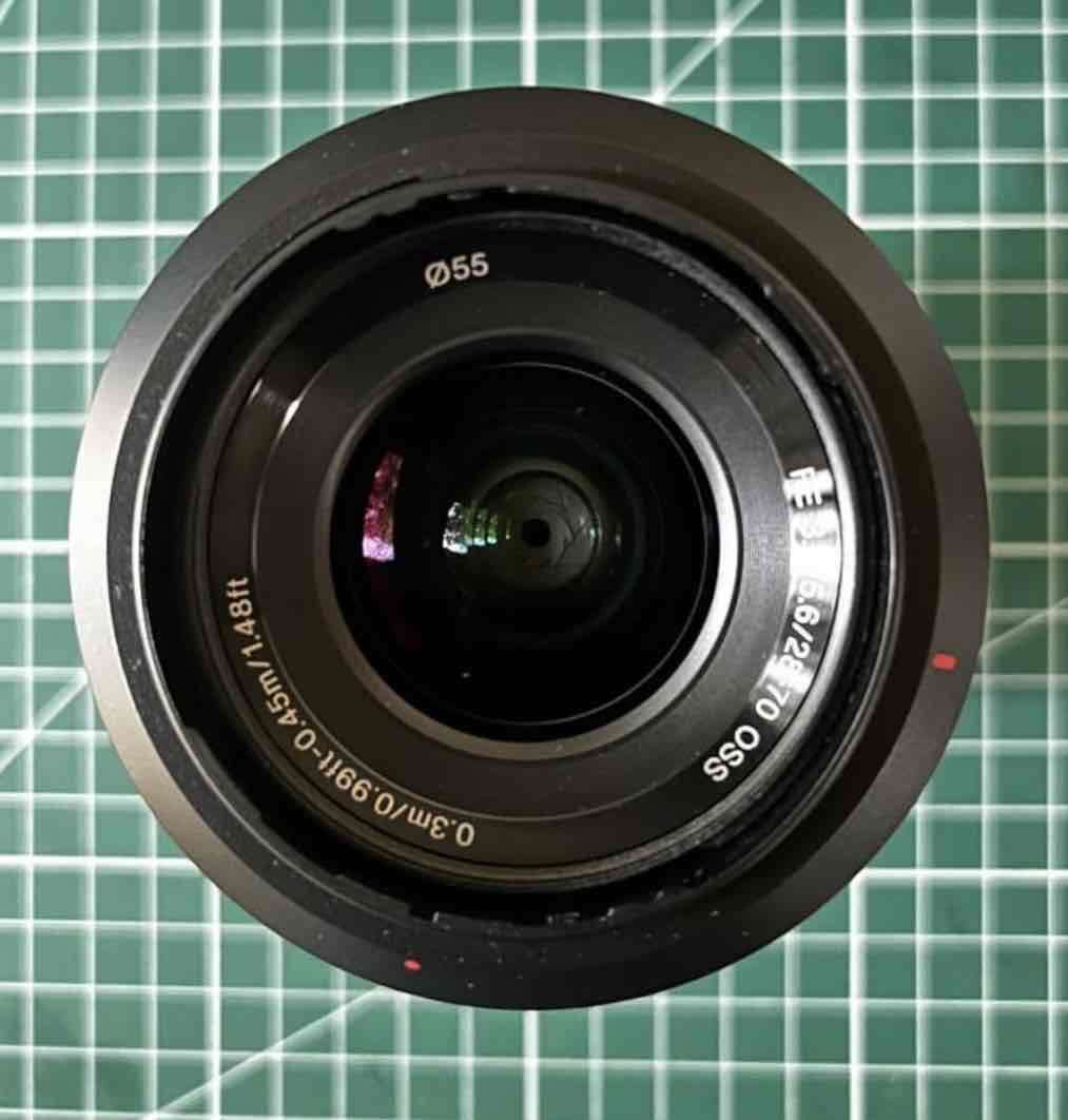 Lente Sony 28-70mm OSS - miniatura 2