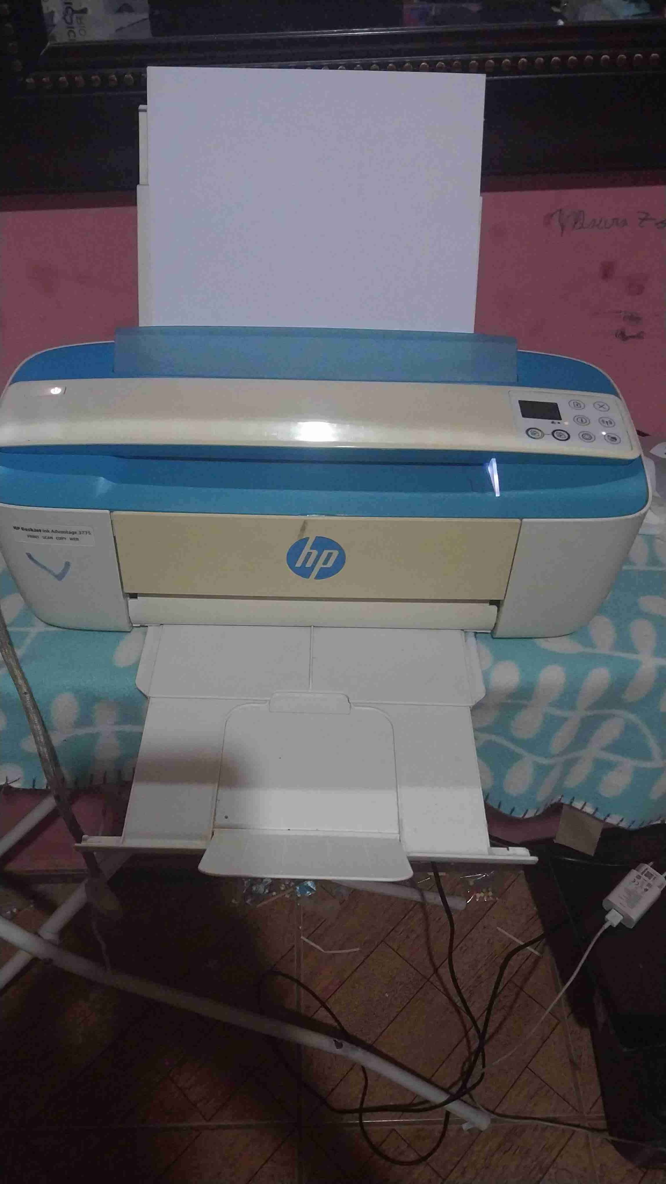 Impresora HP DeskJet color blanco