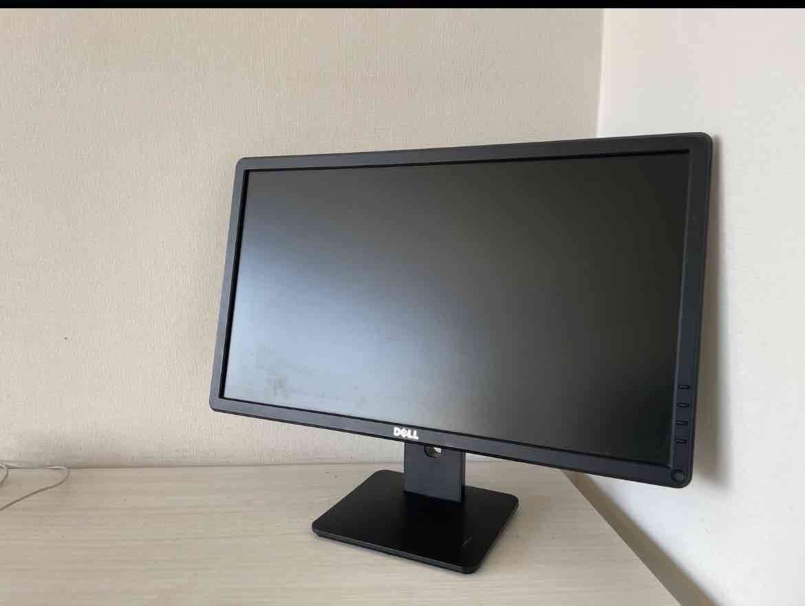 Monitor Dell de 24 pulgadas - miniatura 2