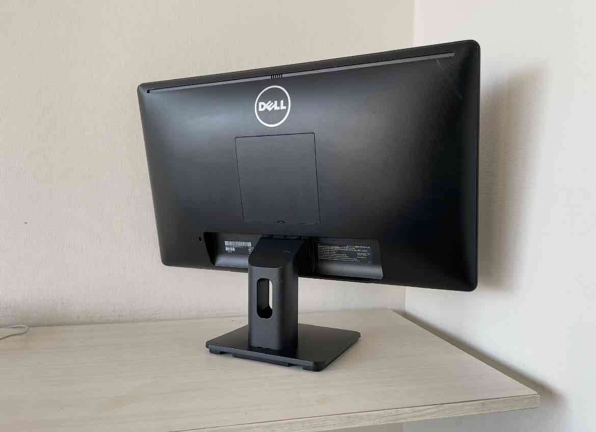 Monitor Dell de 24 pulgadas - miniatura 3