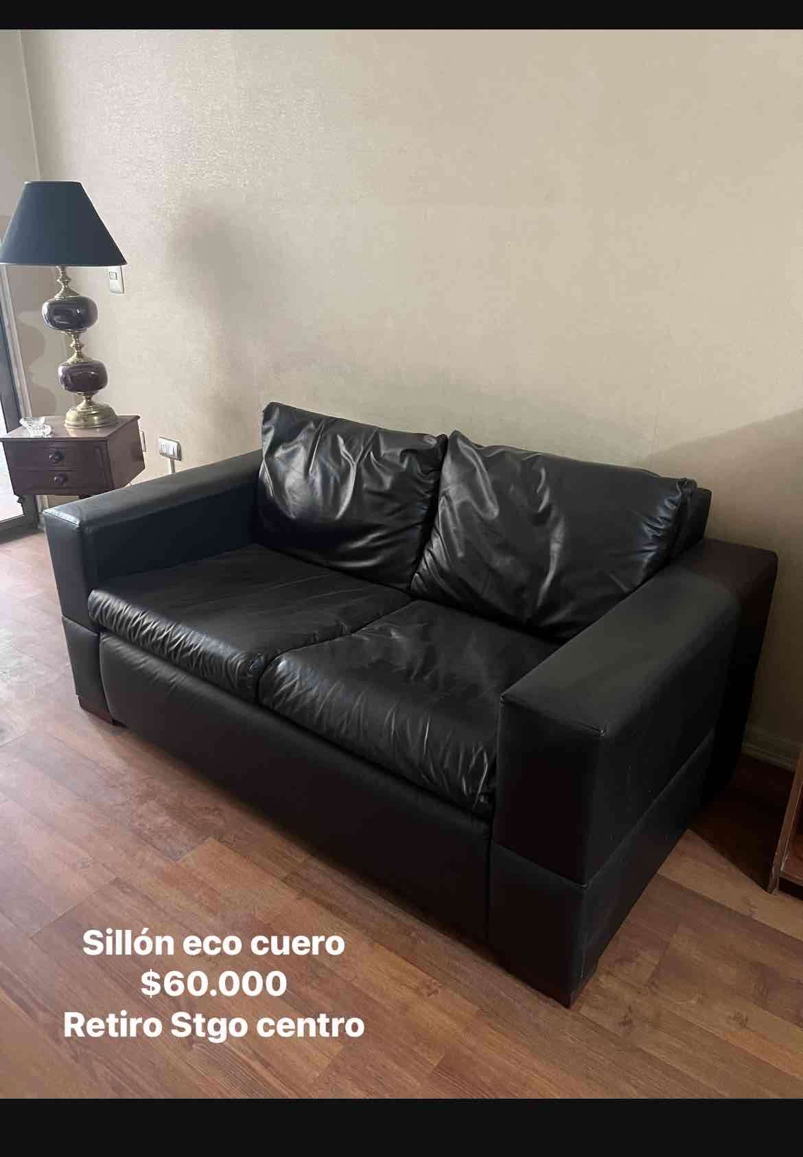 Sofá de eco cuero negro