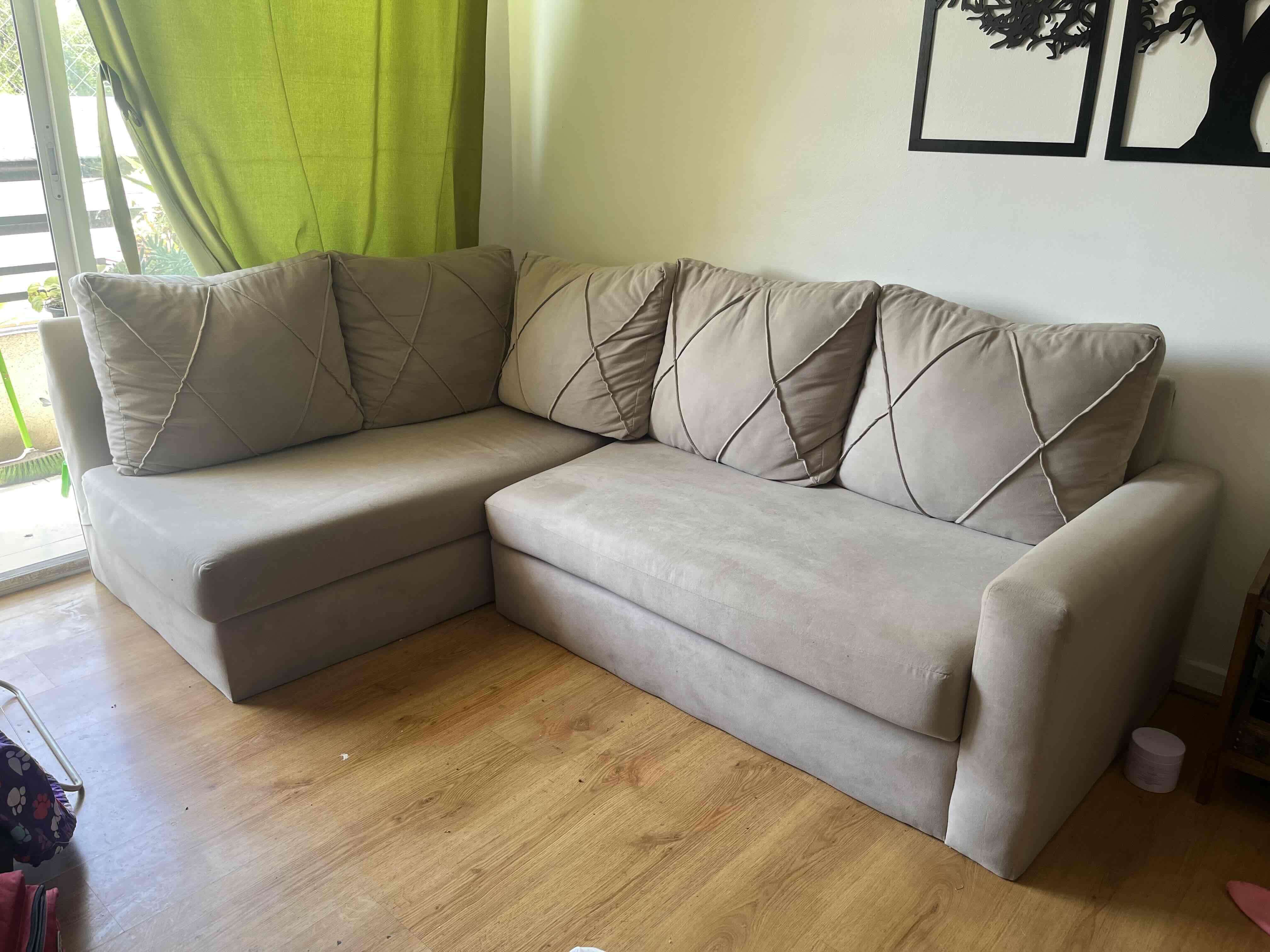 Sofá seccional beige - miniatura 2