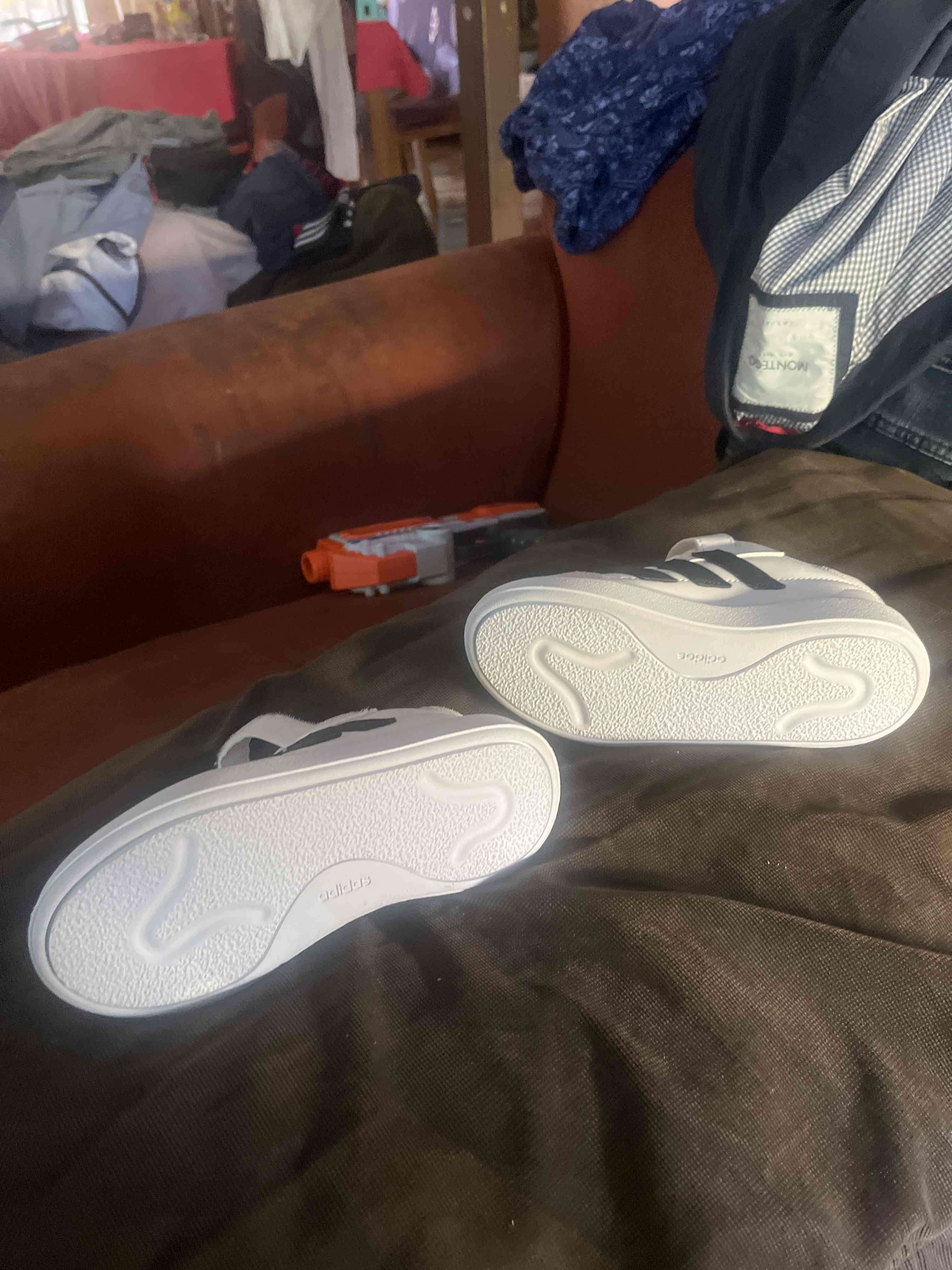 Zapatillas blancas Adidas para niño - miniatura 2